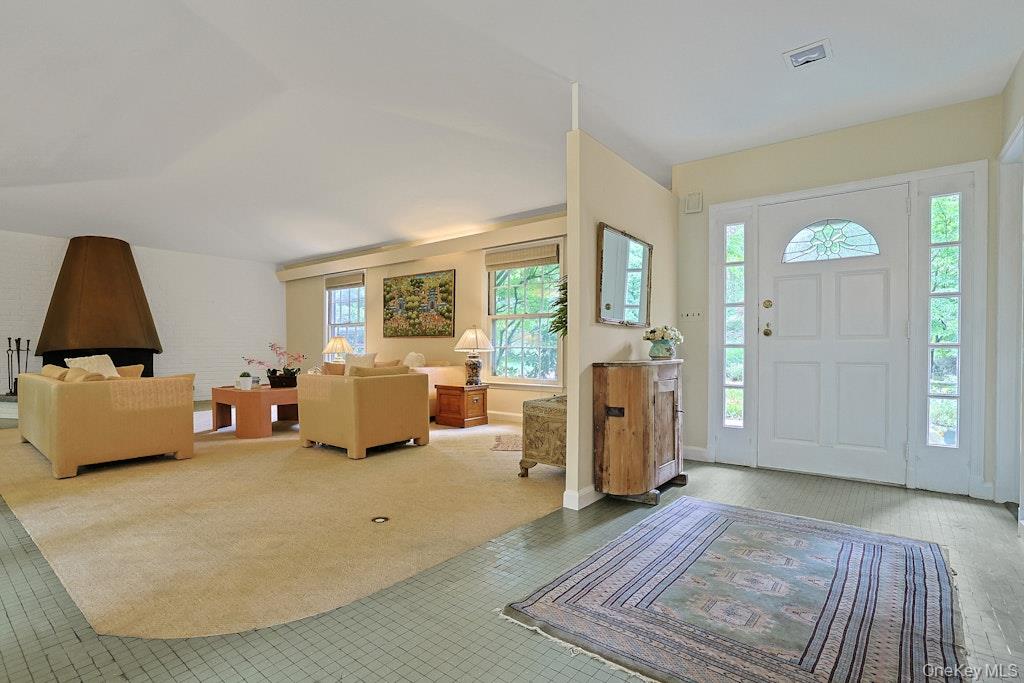 115 Whippoorwill Road Property Photo 5