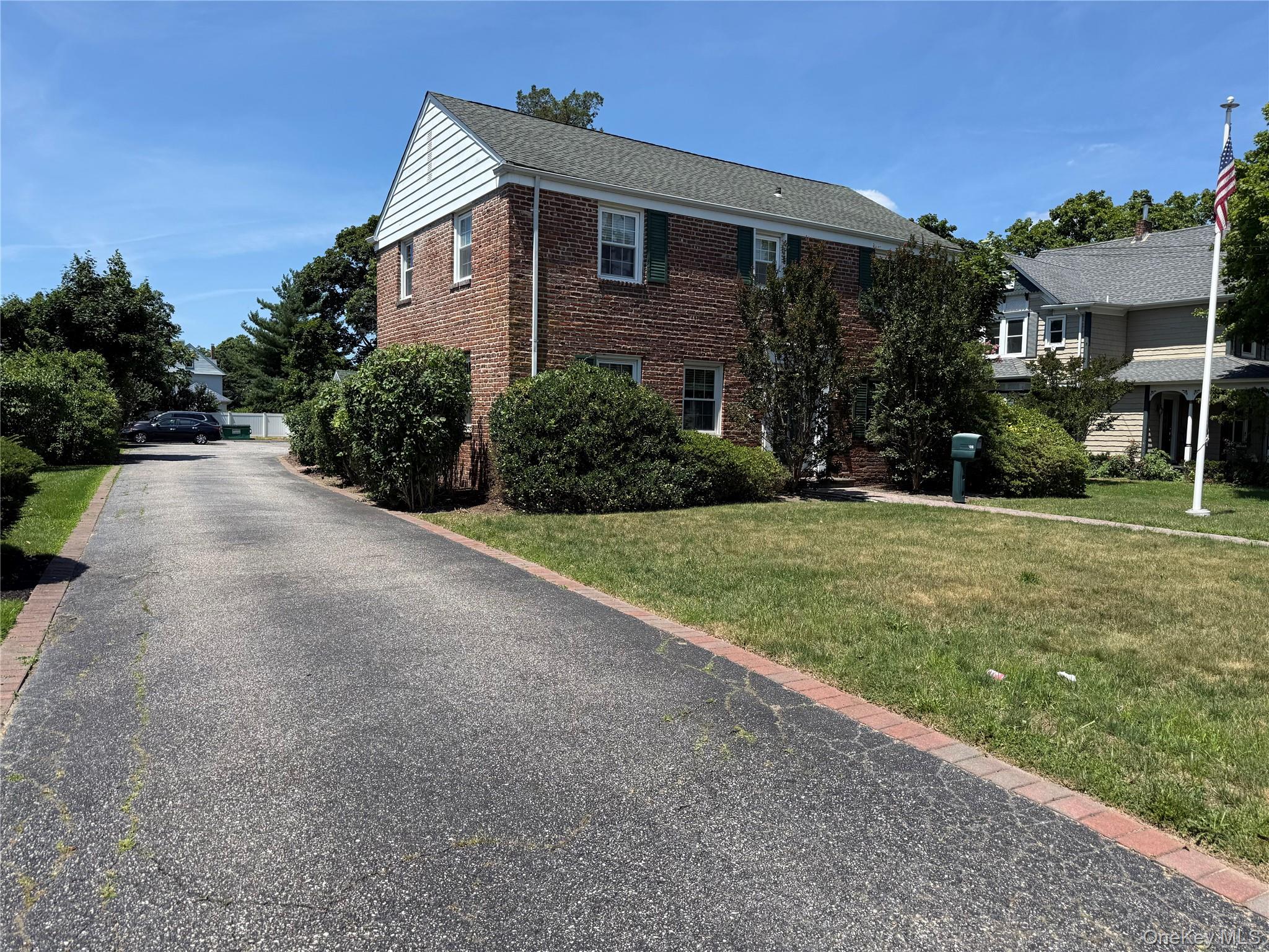 156 N Ocean Avenue Property Photo 2