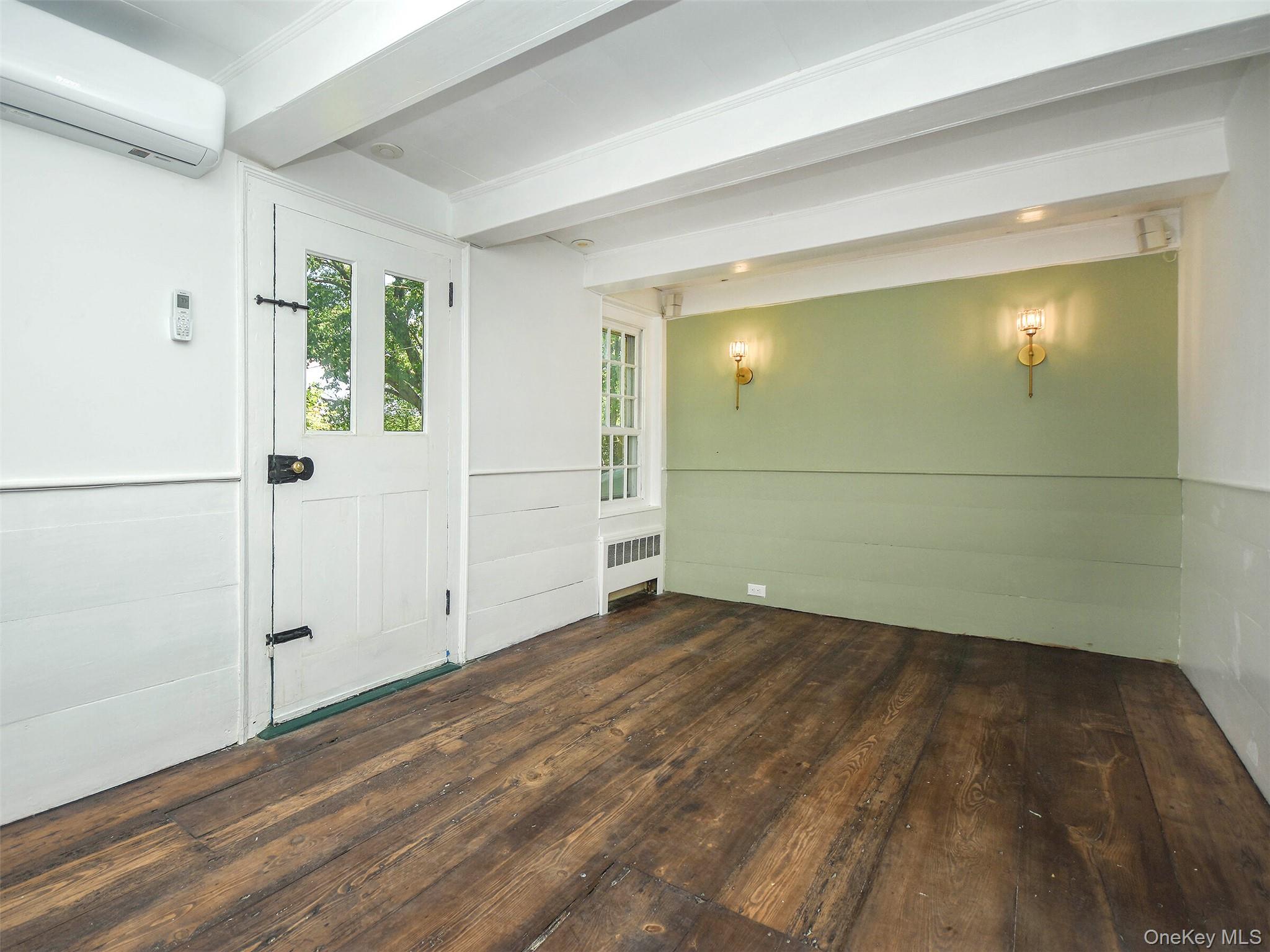 150 Main Street Property Photo 13