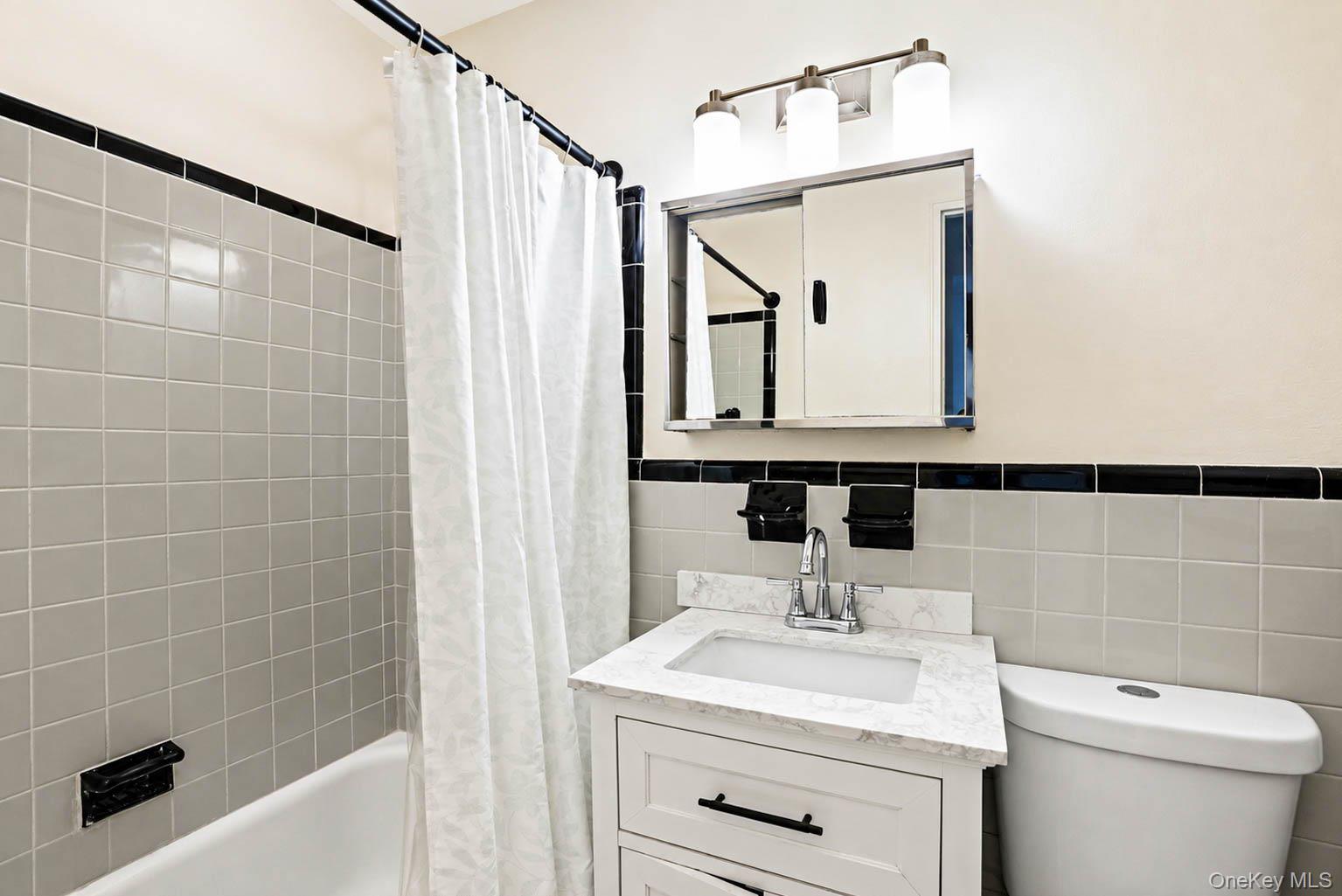 1205 E Broadway F-24 Property Photo 13