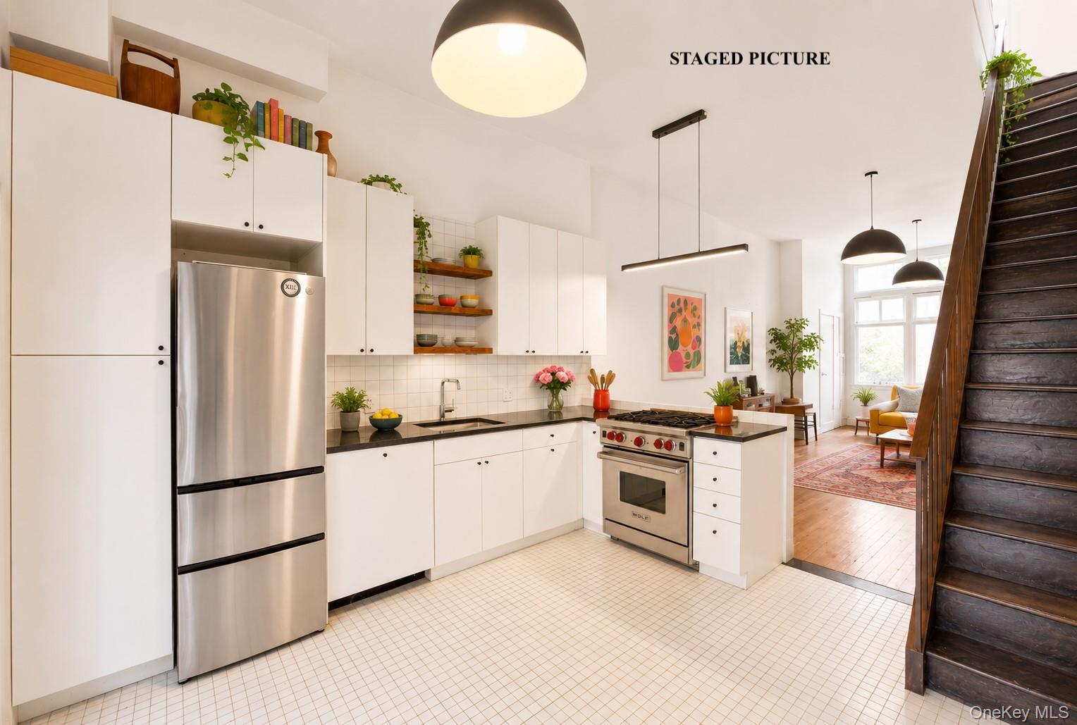251 Graham Avenue Property Photo 10