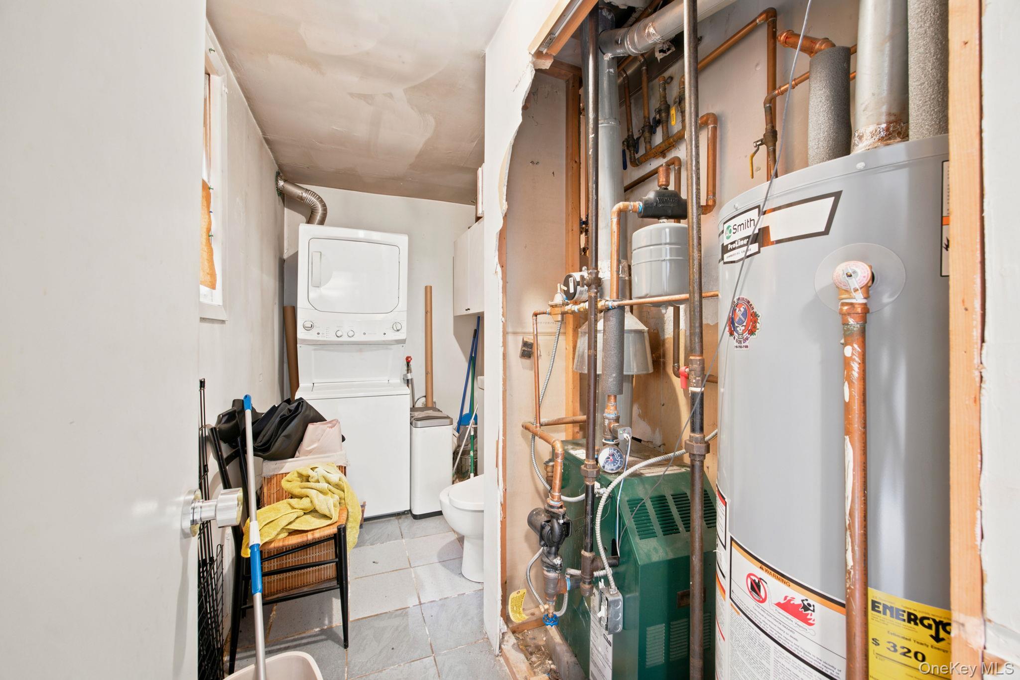 251 Graham Avenue Property Photo 21