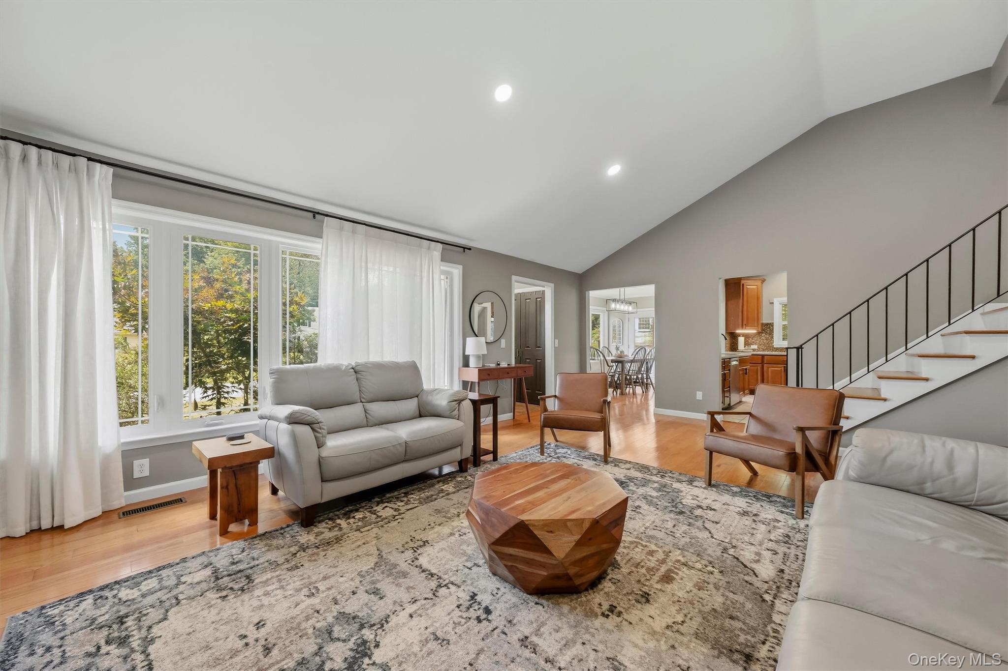 47 Scenic Drive Property Photo 4