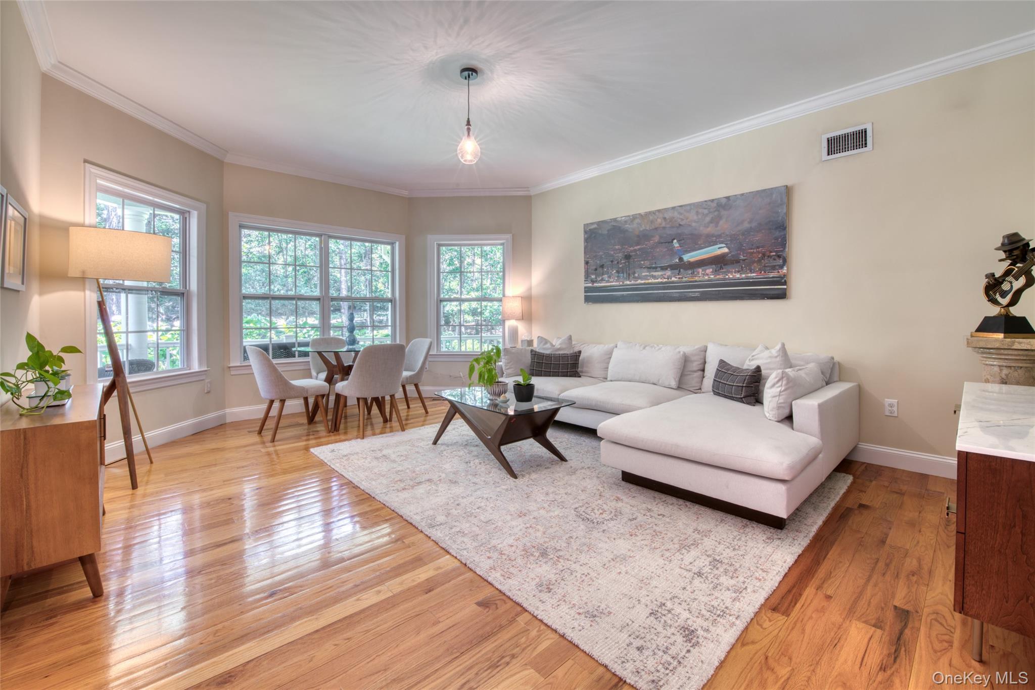 143 Malloy Drive Property Photo 3