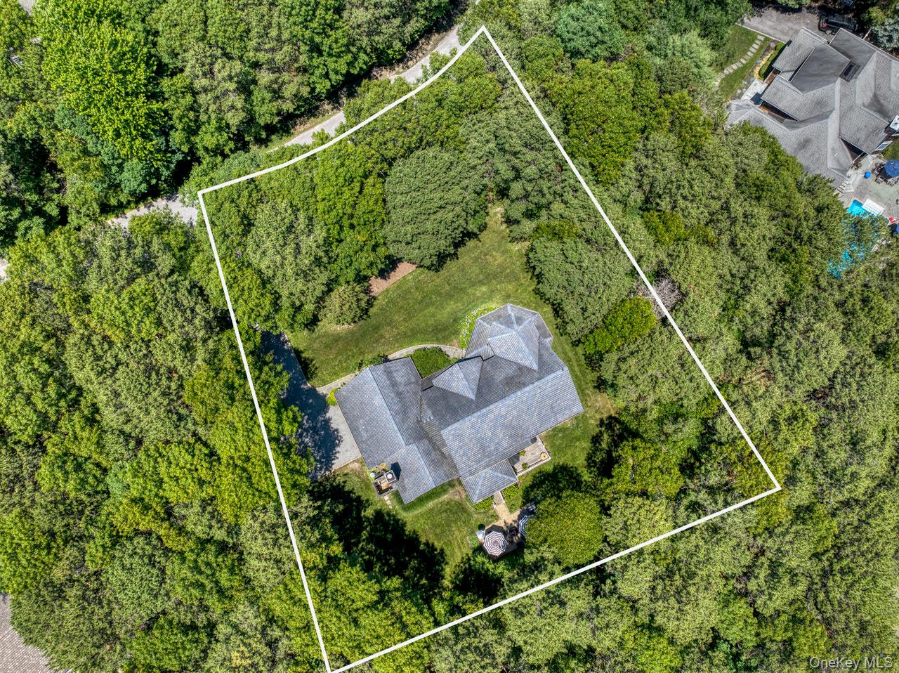 143 Malloy Drive Property Photo 8