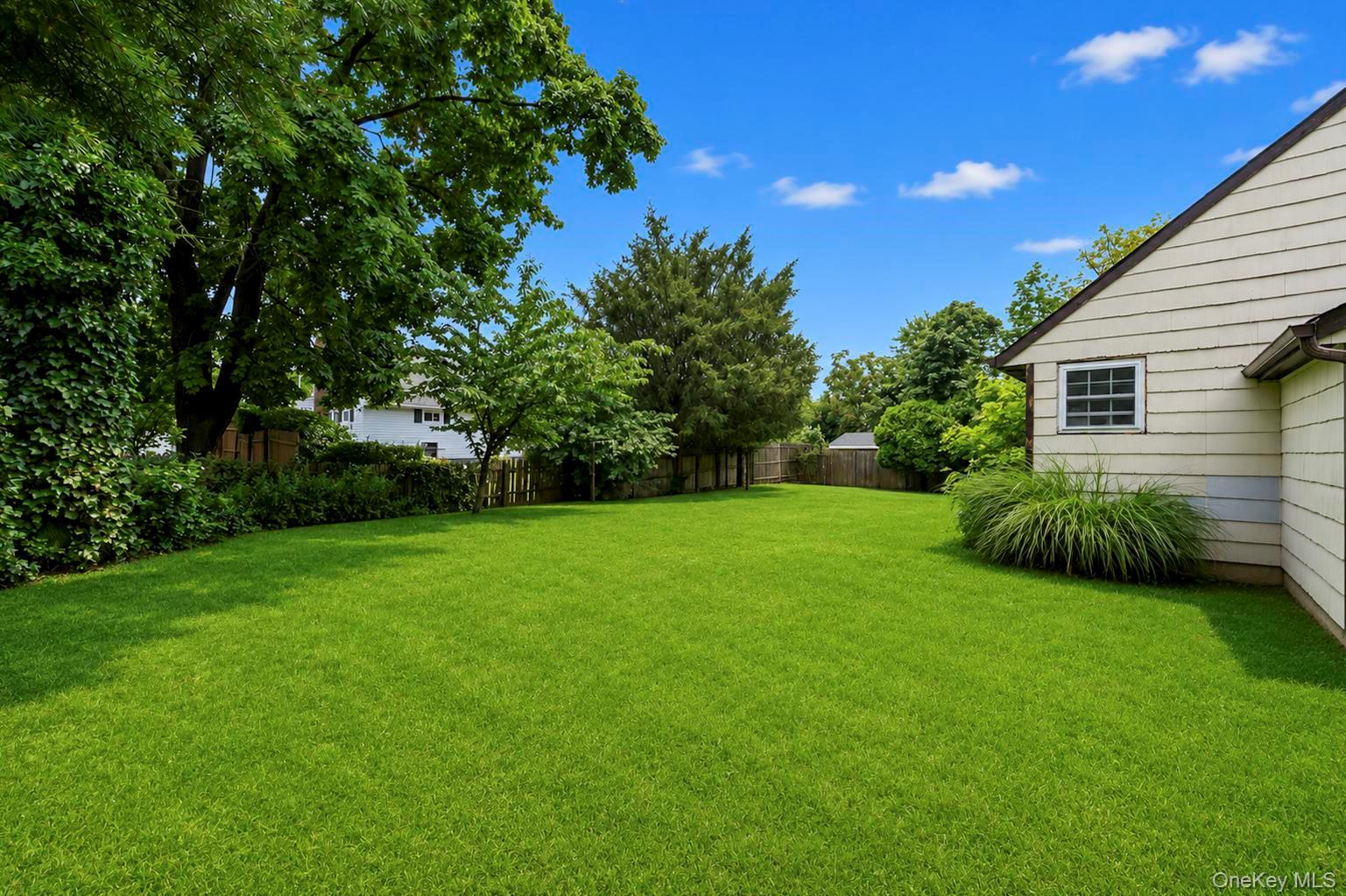 491 Smith Street Property Photo 40