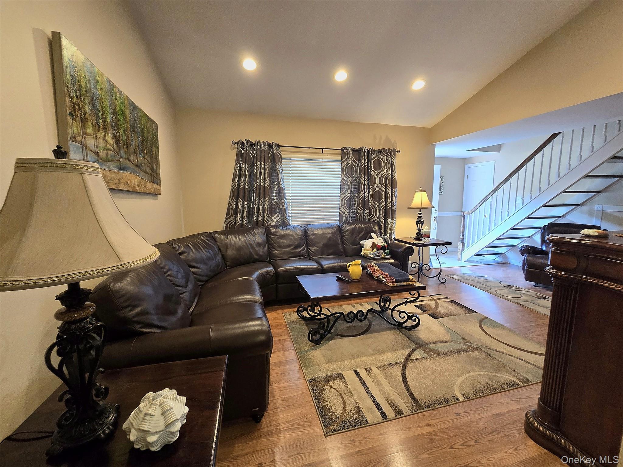 60 Meyer Lane Property Photo 11