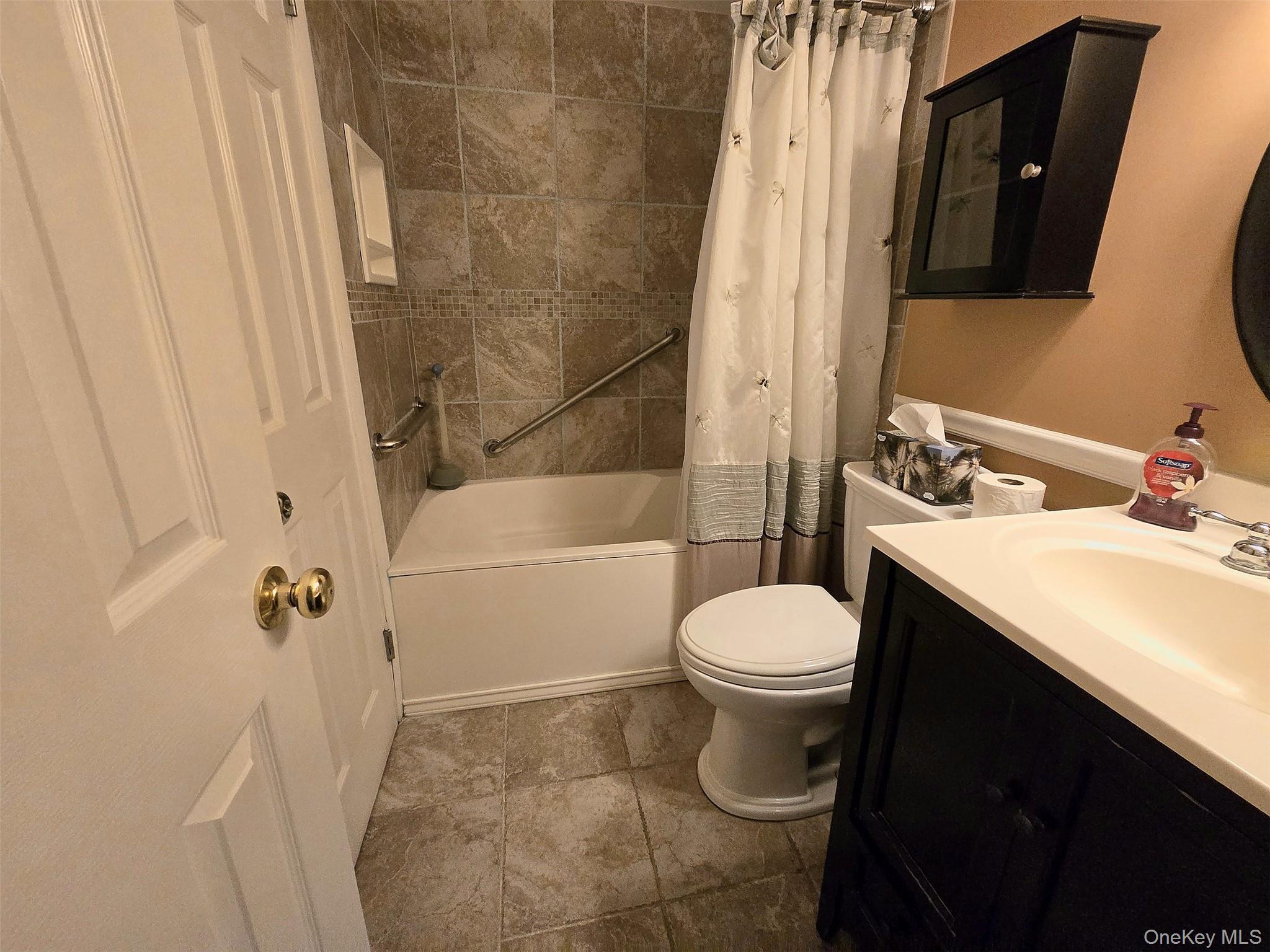 60 Meyer Lane Property Photo 21