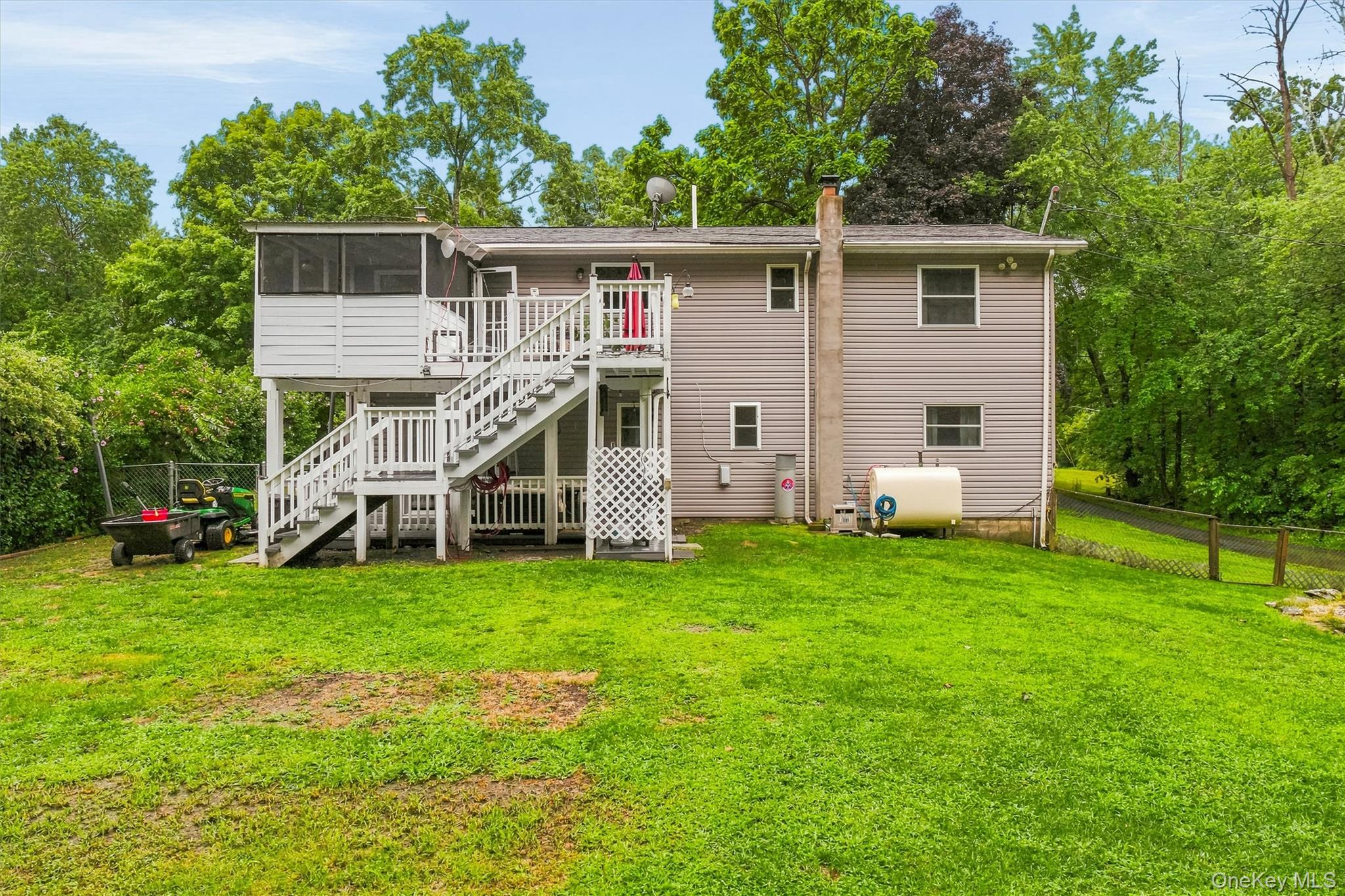 2 Netherwood Drive Property Photo 38