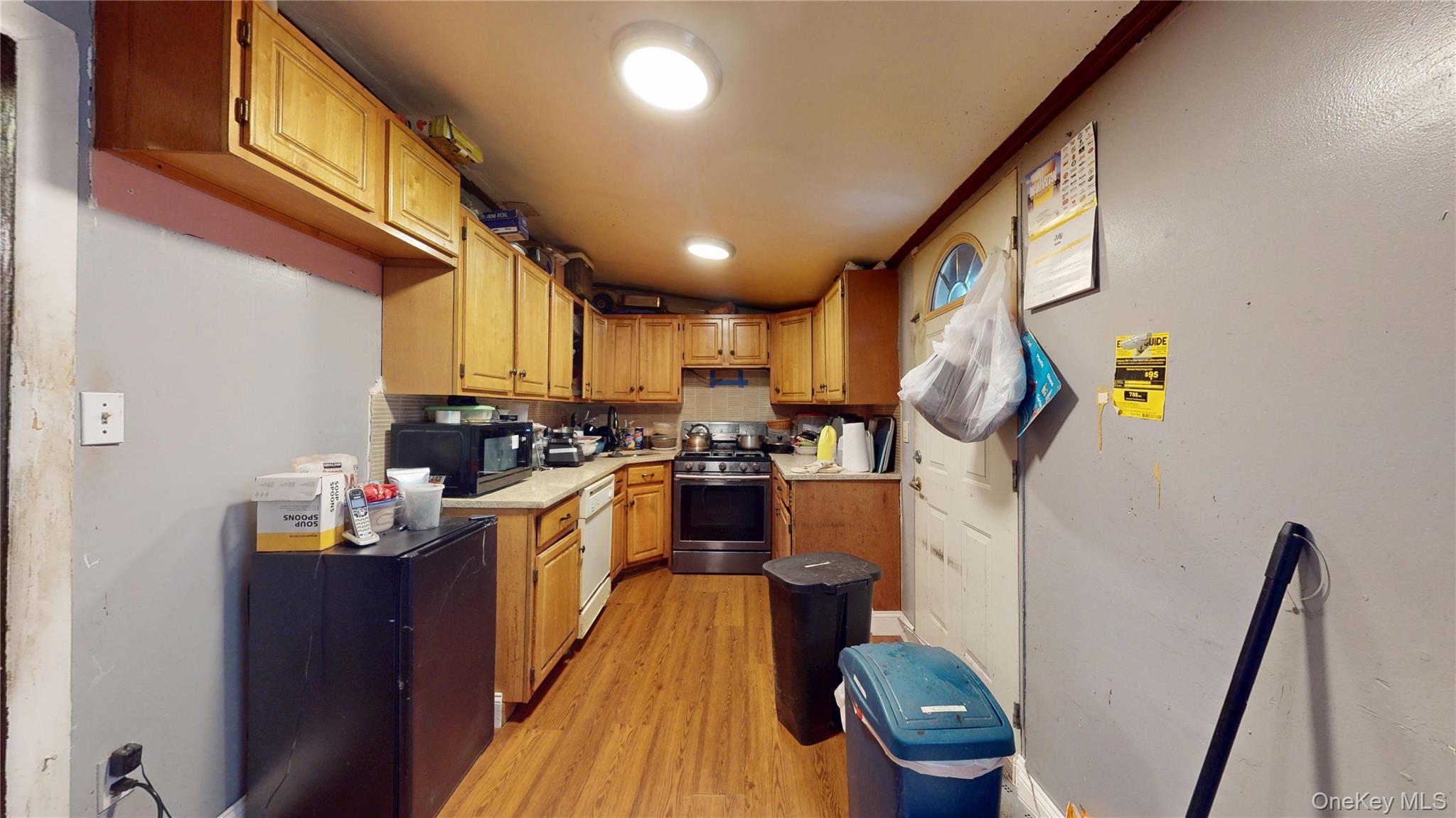 1711 Rockaway Parkway Property Photo 11