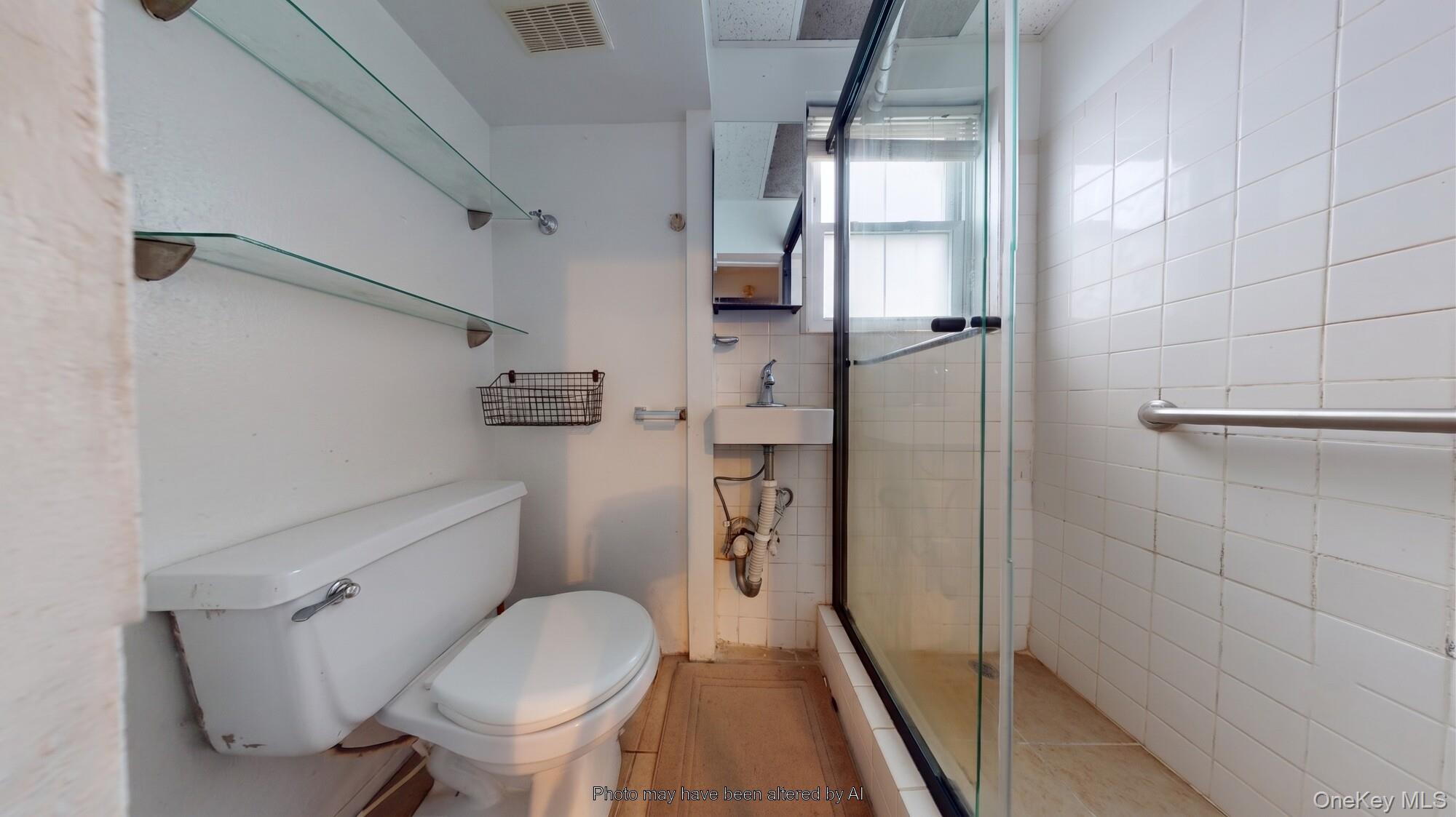 1711 Rockaway Parkway Property Photo 16