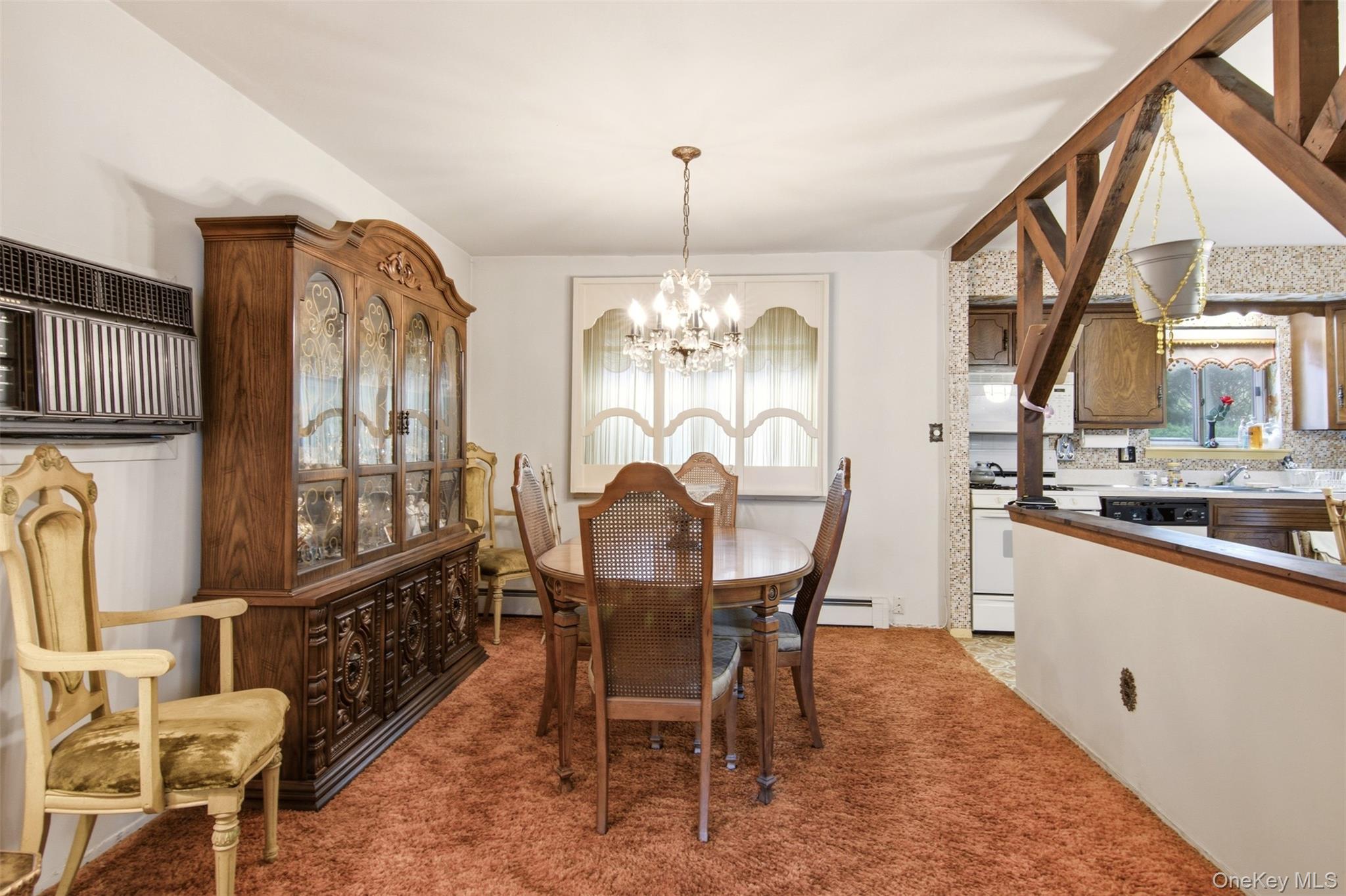 4 Smithtown Crescent Property Photo 6