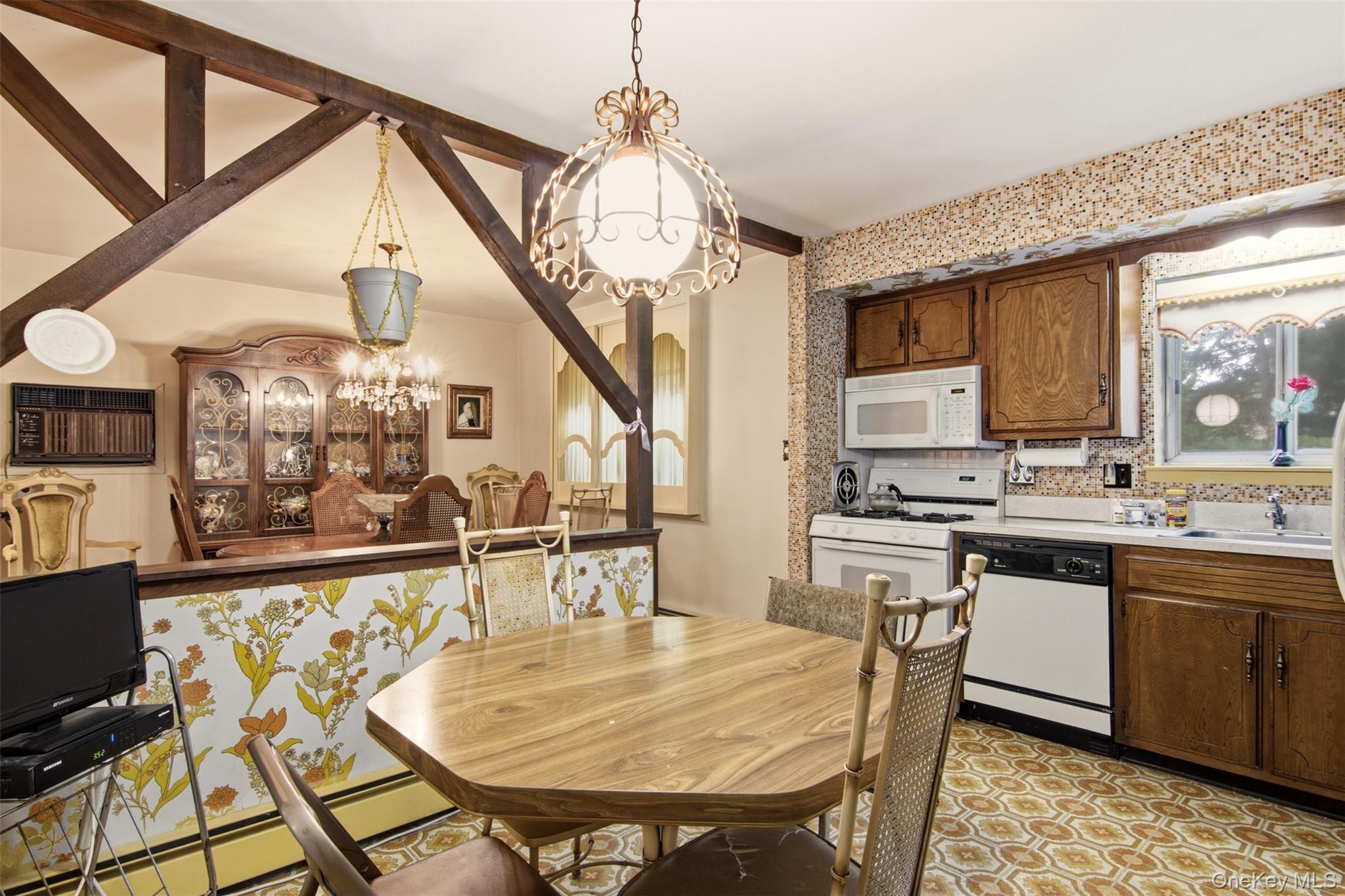 4 Smithtown Crescent Property Photo 12