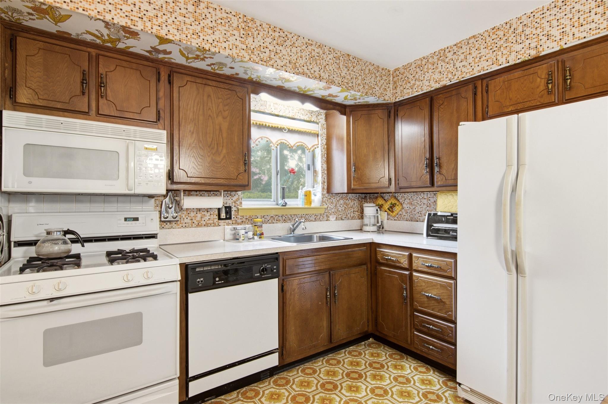 4 Smithtown Crescent Property Photo 14