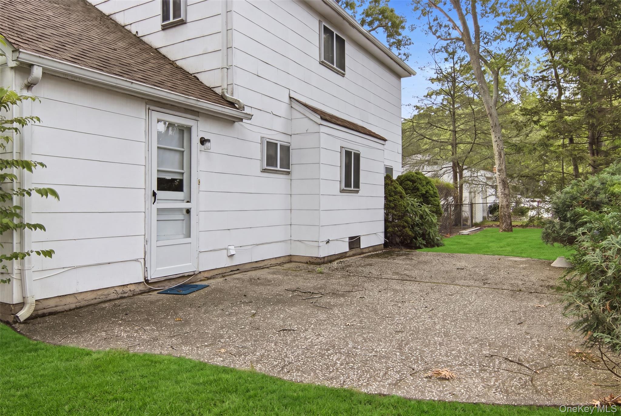 4 Smithtown Crescent Property Photo 22