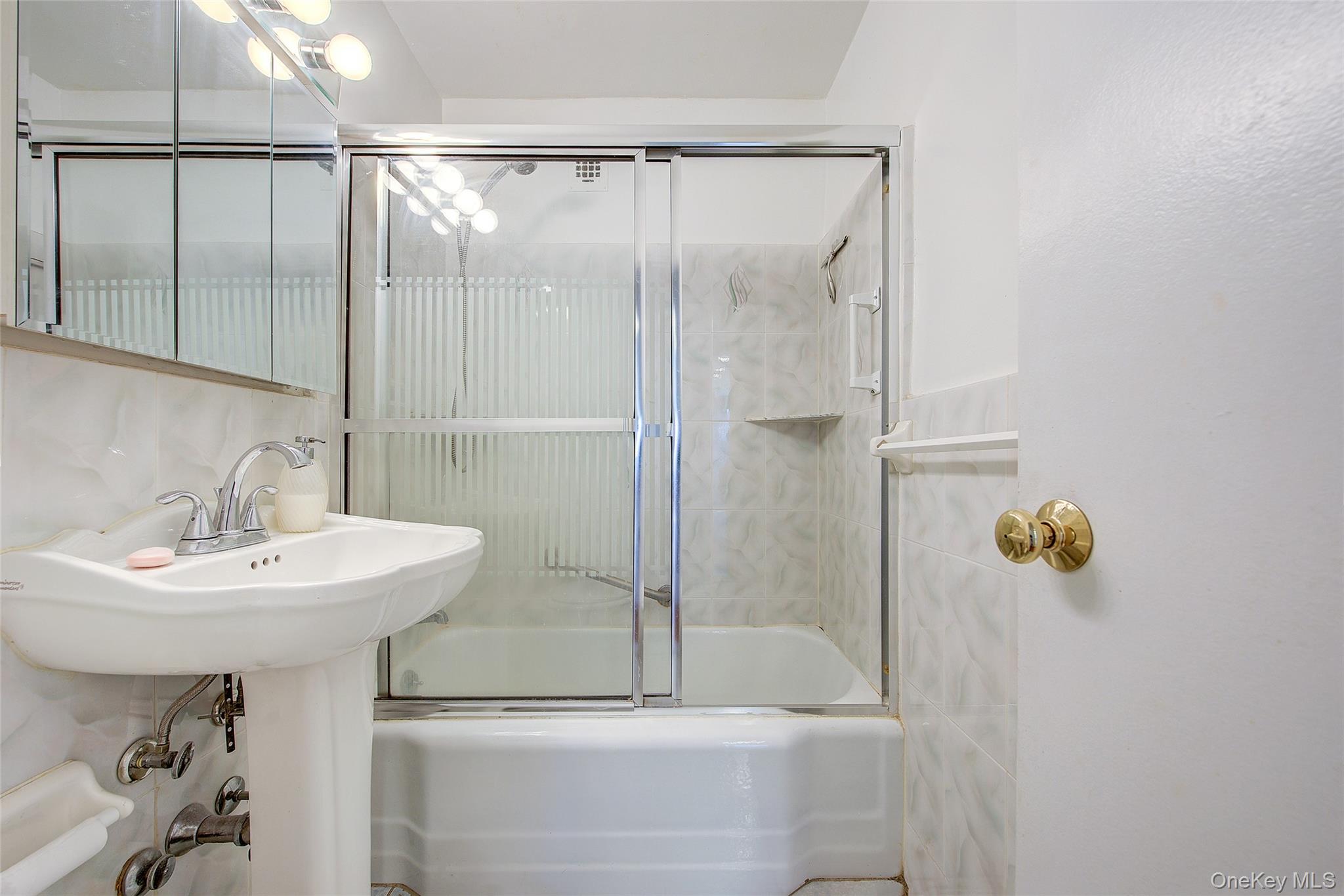211-65 23rd Avenue 1k Property Photo 20