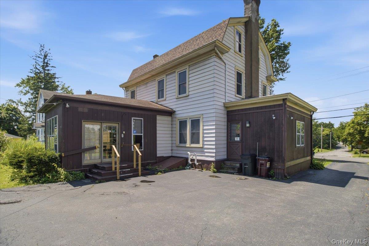 166 Spring Street Property Photo 8