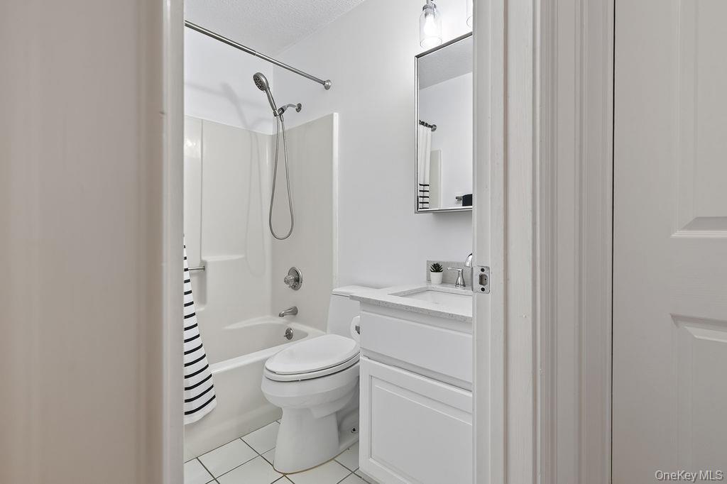 355 Old Tarrytown Road 107 Property Photo 9