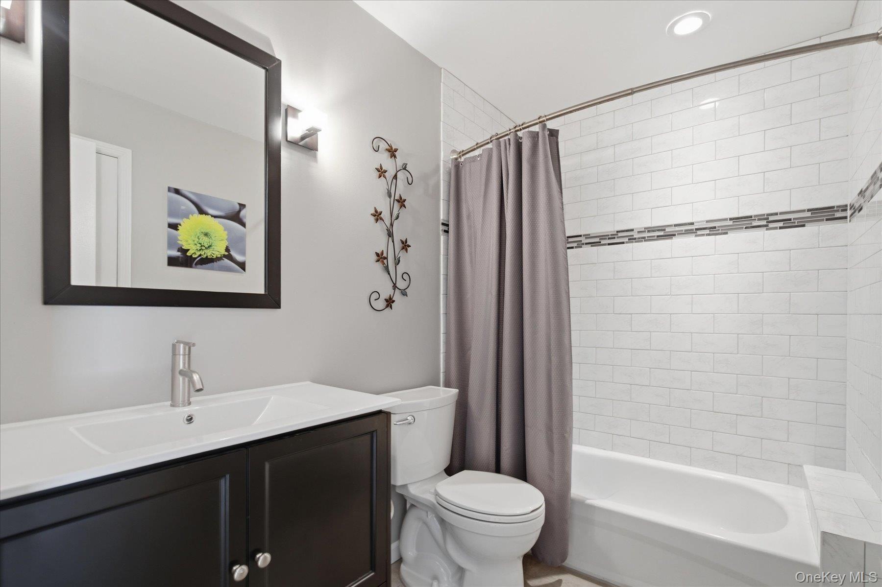 14 Paddock Drive Property Photo 13