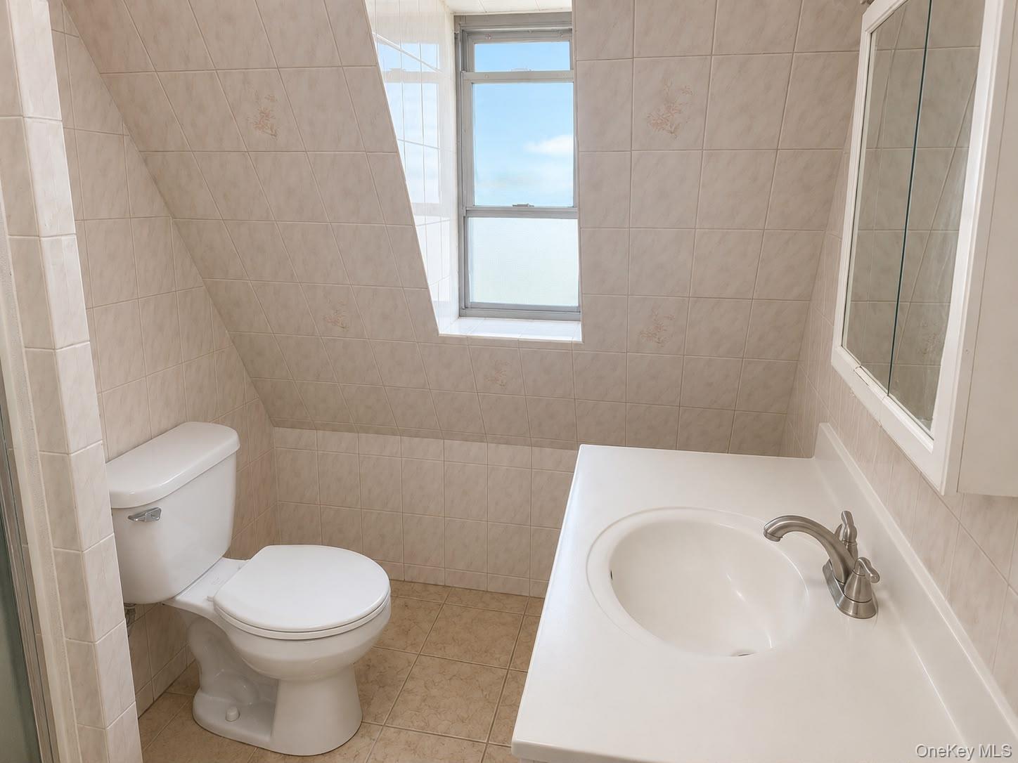 1044 41st Property Photo 18