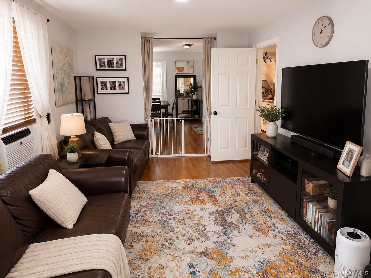 1044 41st Property Photo 37