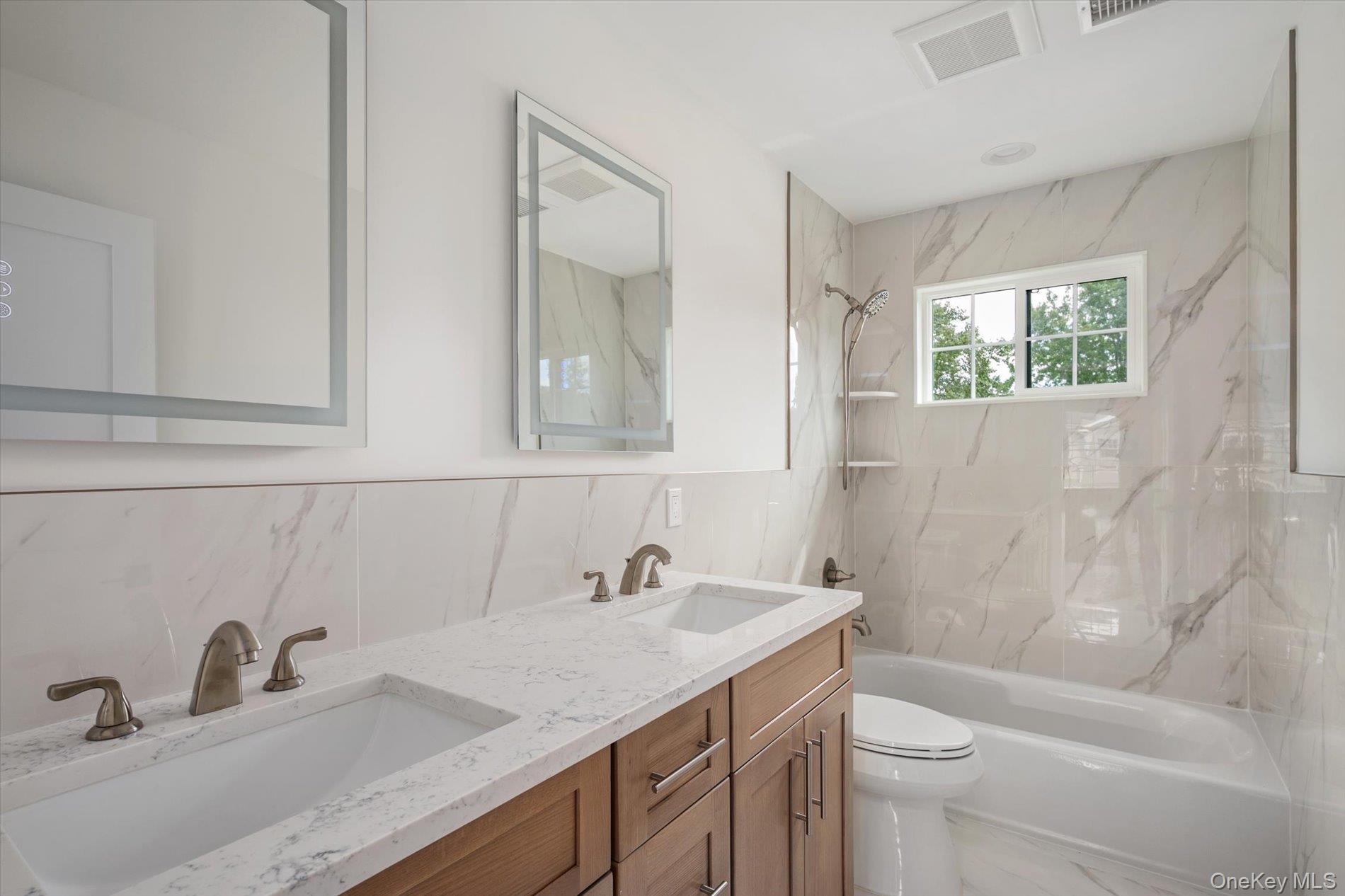 3380 Silverton Avenue Property Photo 10