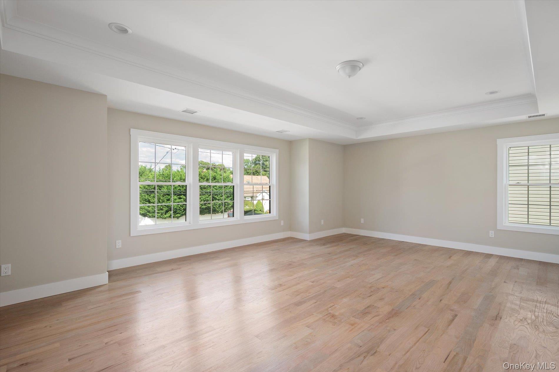 3380 Silverton Avenue Property Photo 11