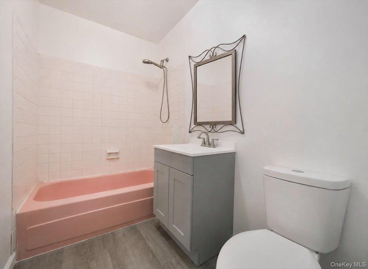 10 Brevoort Drive 2a Property Photo 20
