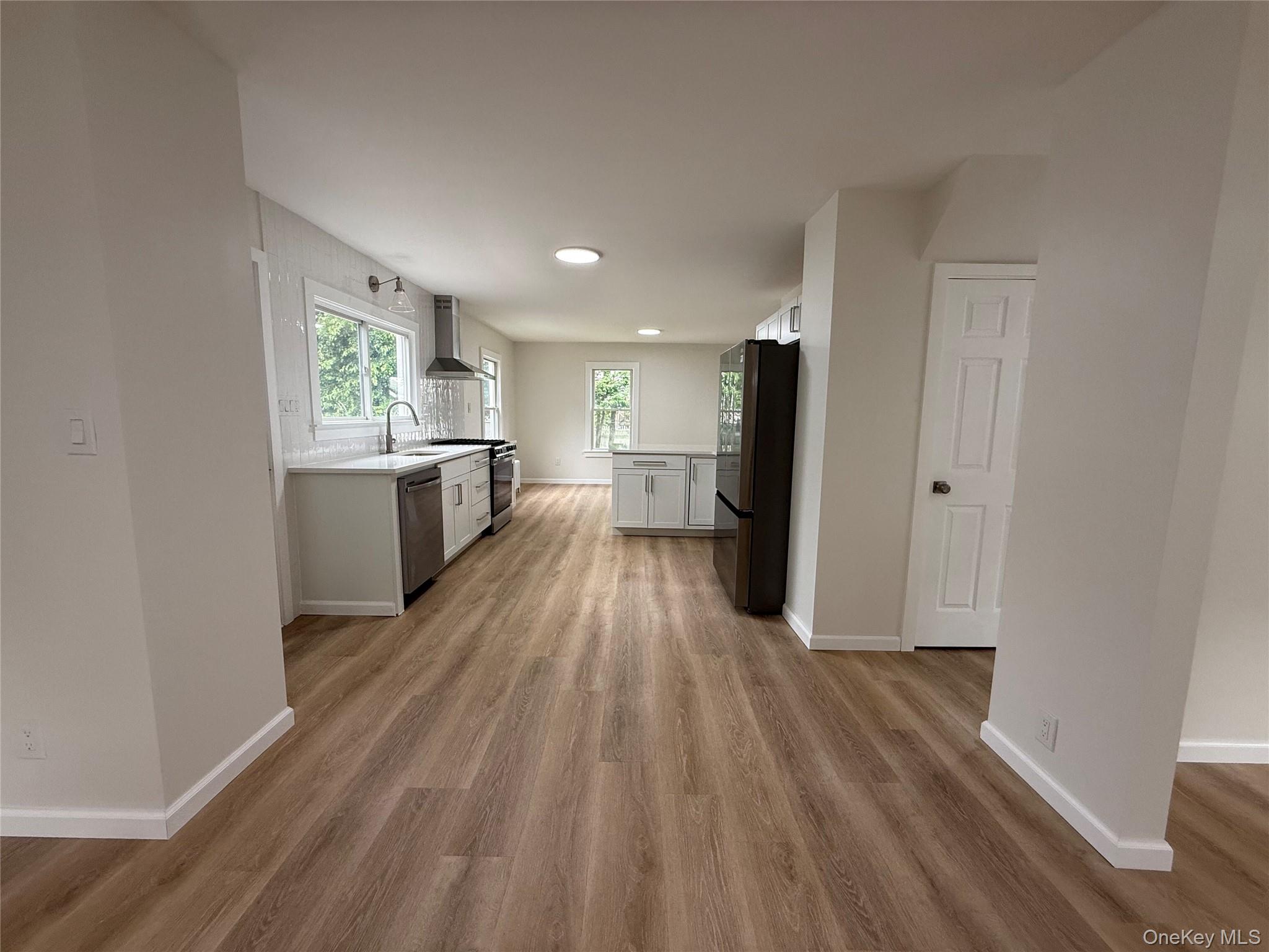 104 N Orange Street Property Photo 4