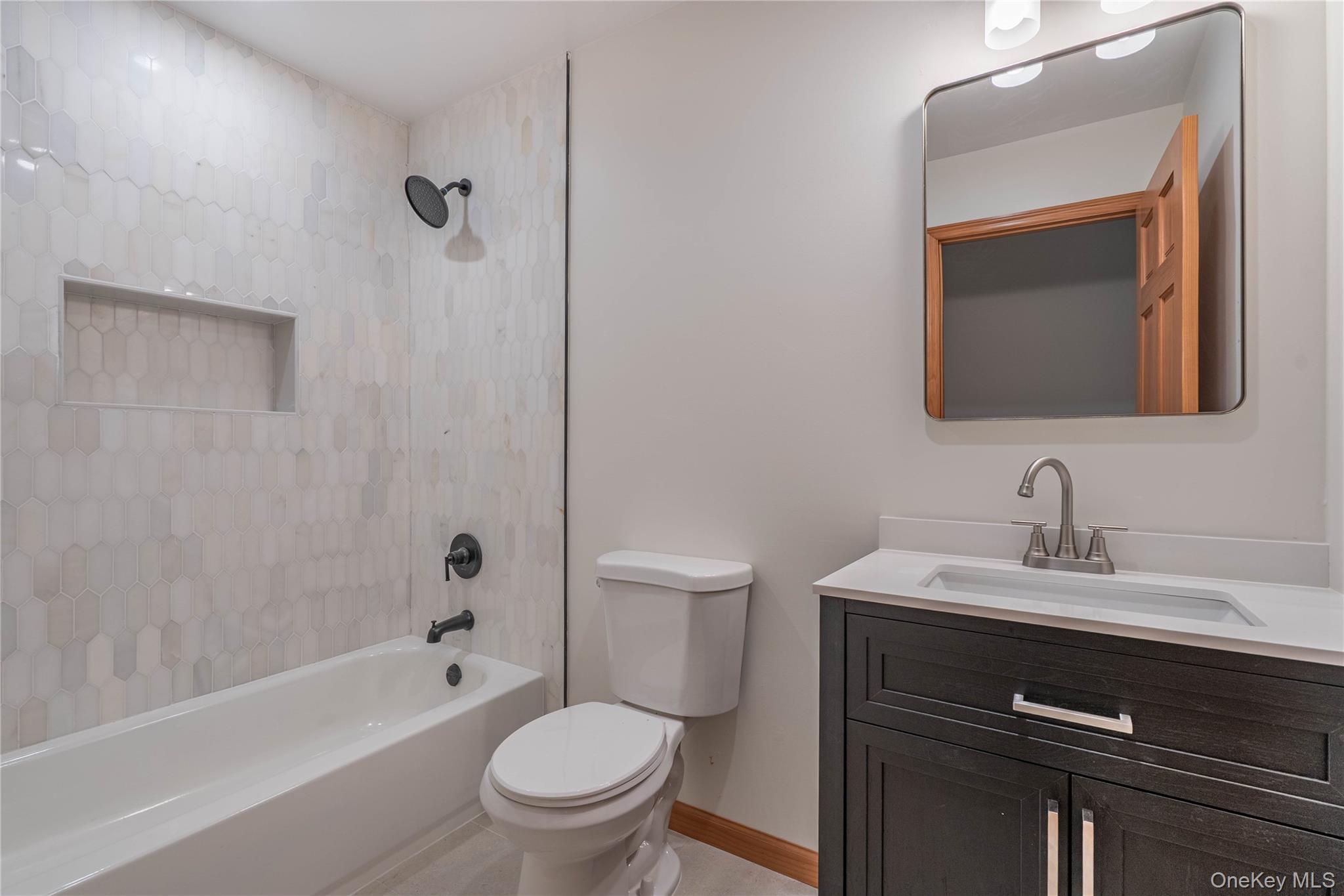 768 Forestburgh Road Property Photo 10