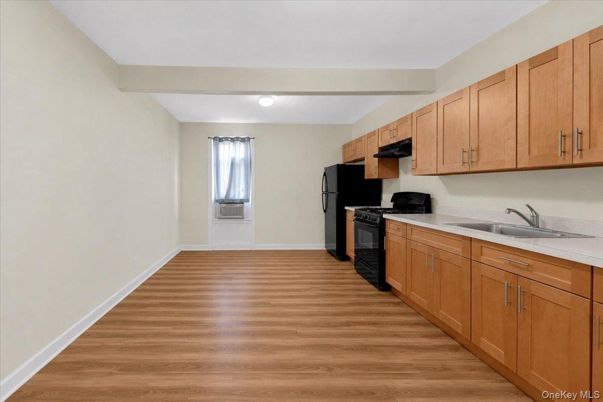 629 South Street Property Photo 15