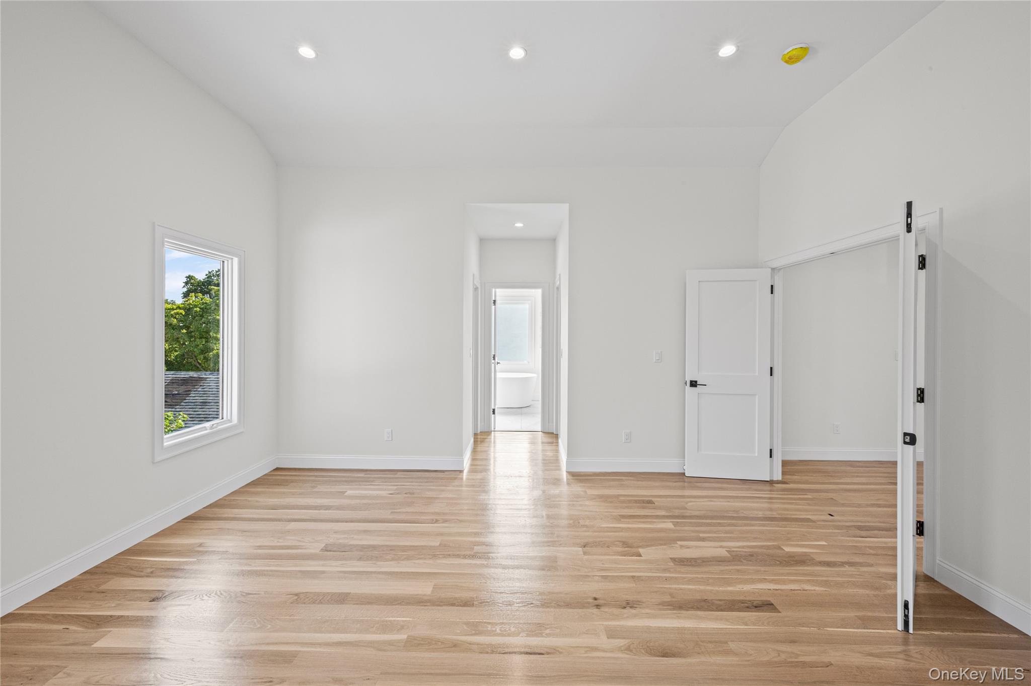 43 Westbury Avenue Property Photo 22