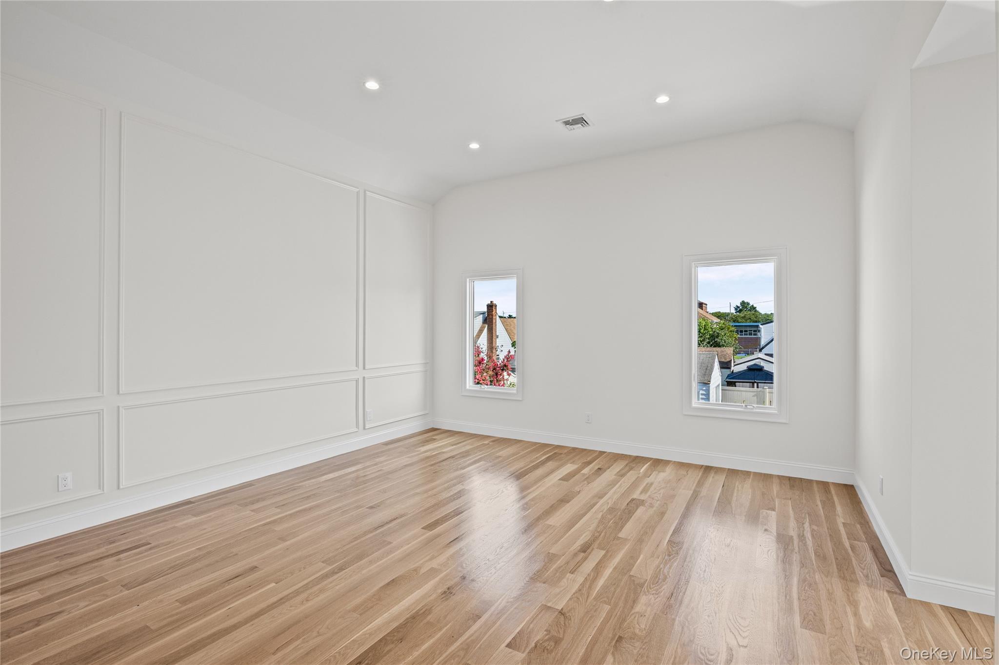 43 Westbury Avenue Property Photo 23