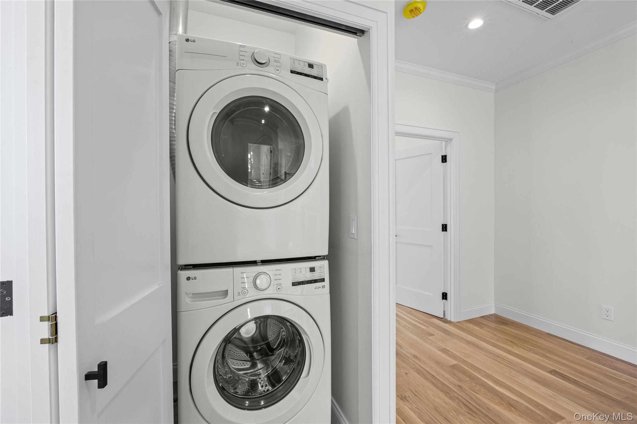 43 Westbury Avenue Property Photo 36