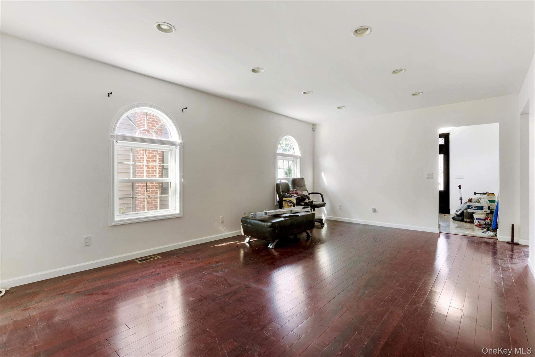 316 Maplegrove Avenue Property Photo 2