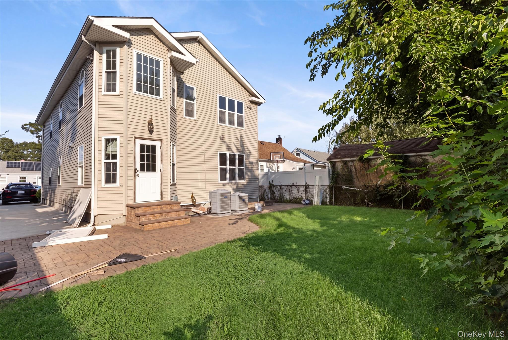 316 Maplegrove Avenue Property Photo 20