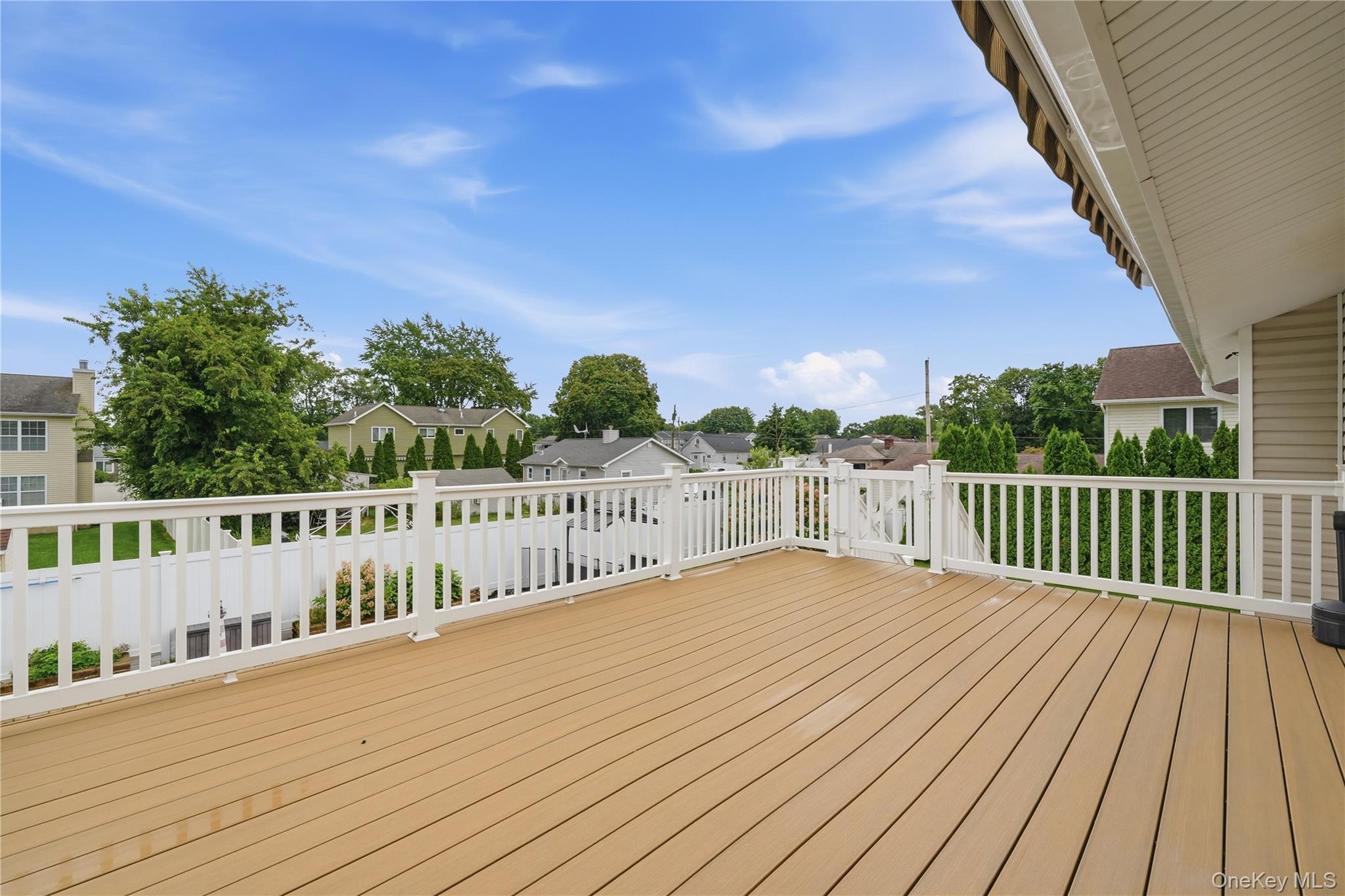 235 Eastwood Avenue Property Photo 15