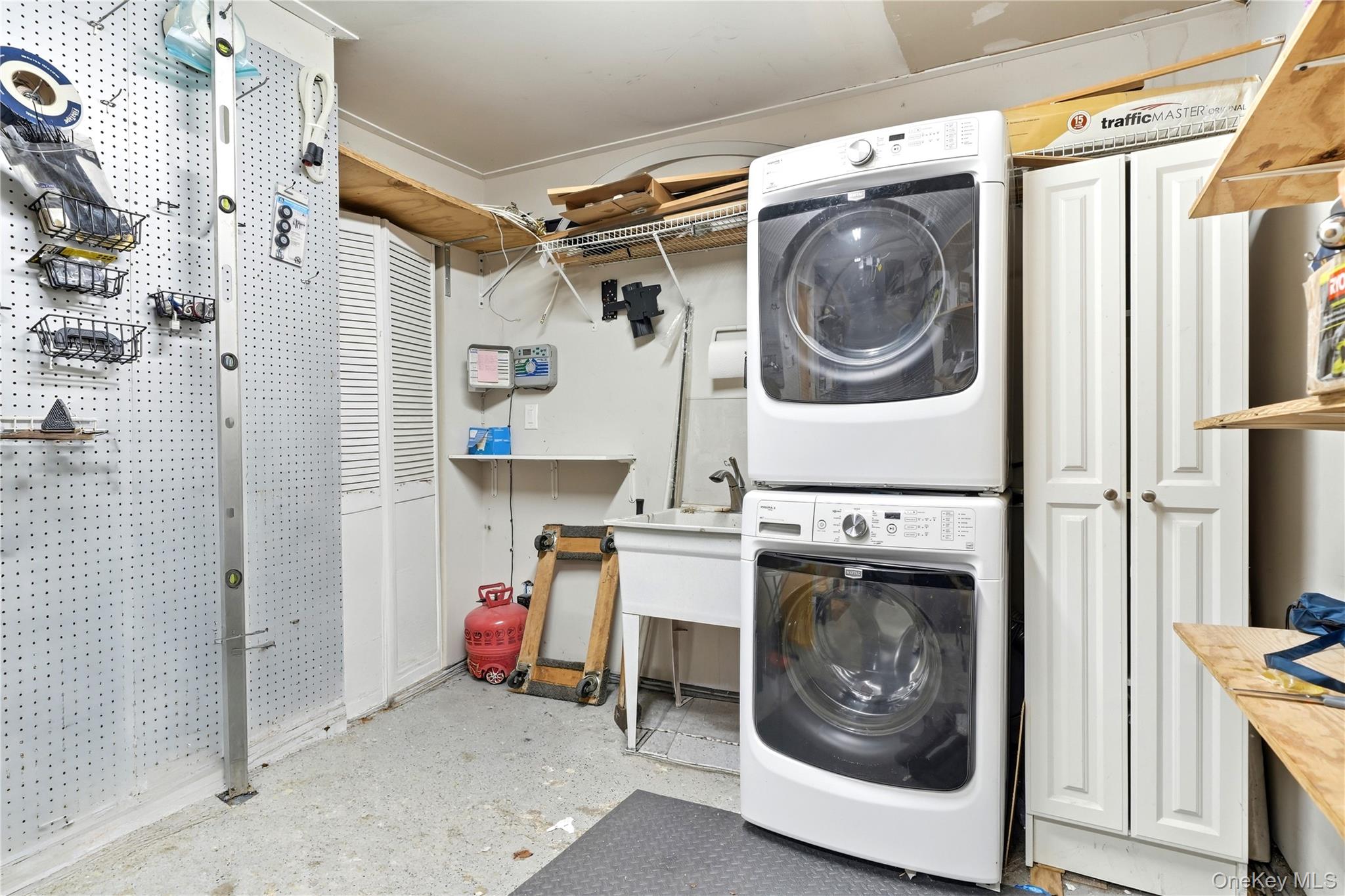 235 Eastwood Avenue Property Photo 29