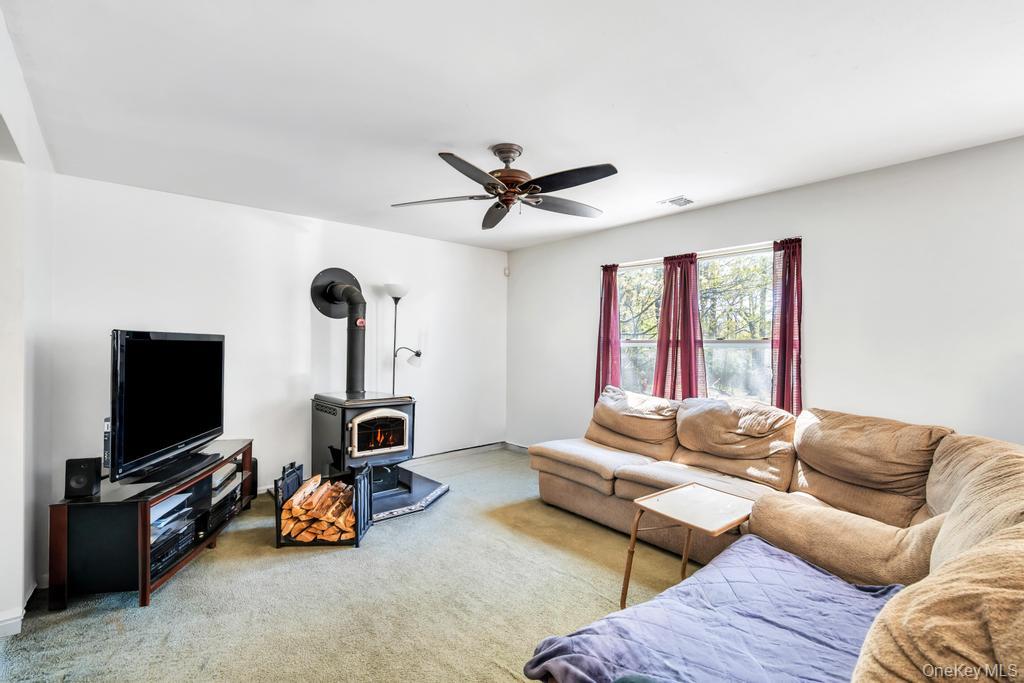 32 Prince Road Property Photo 6