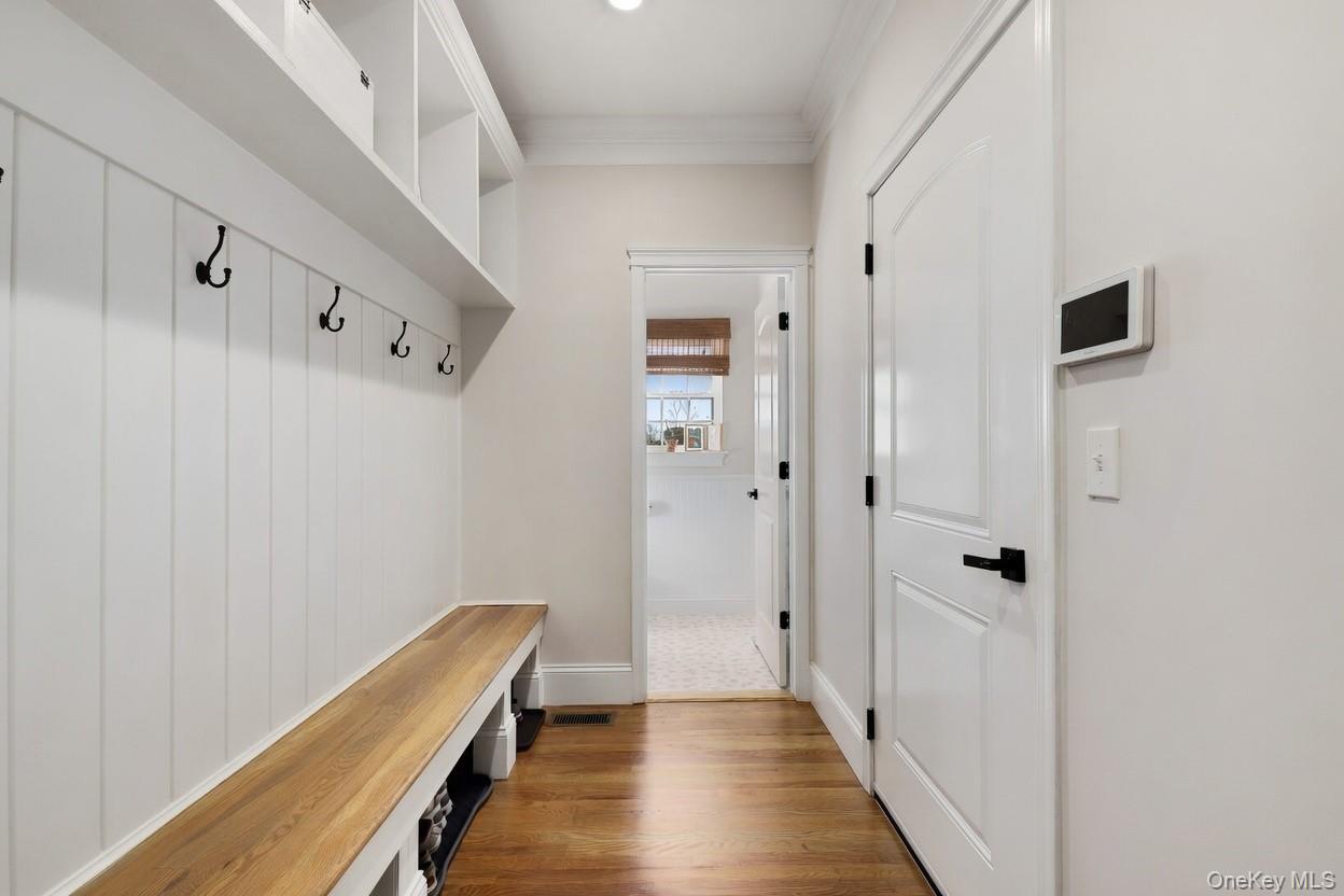 00 Worth Place Property Photo 3