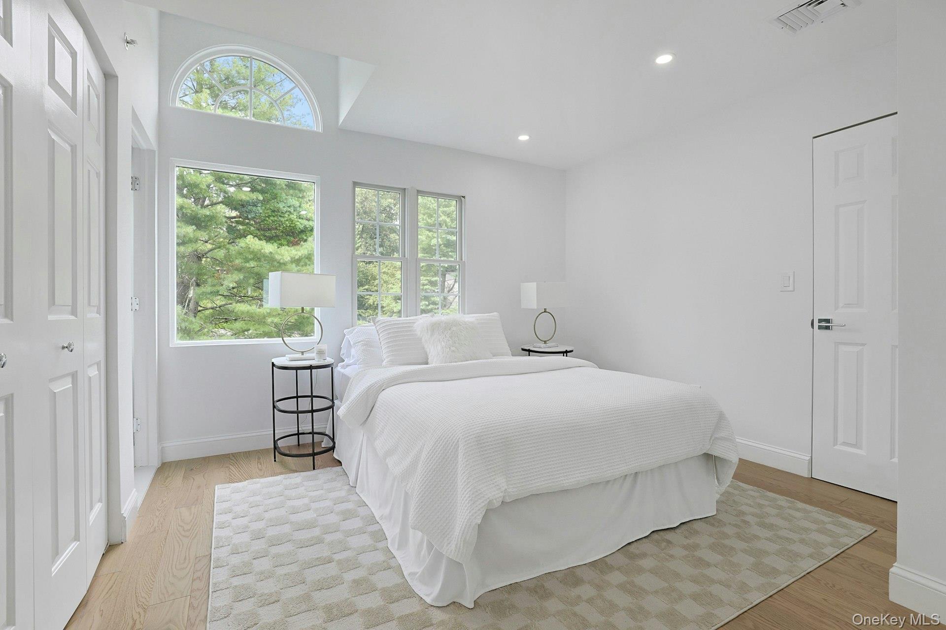 100 Brook Hills Circle 28b Property Photo 18