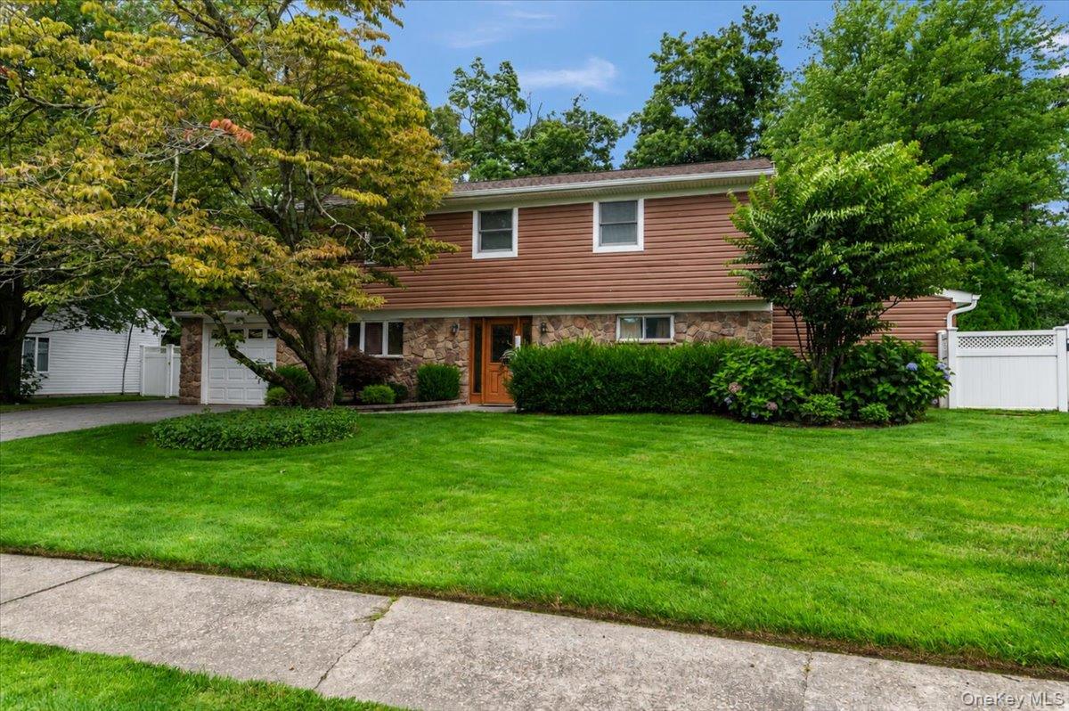 9 Donald Drive Property Photo 1