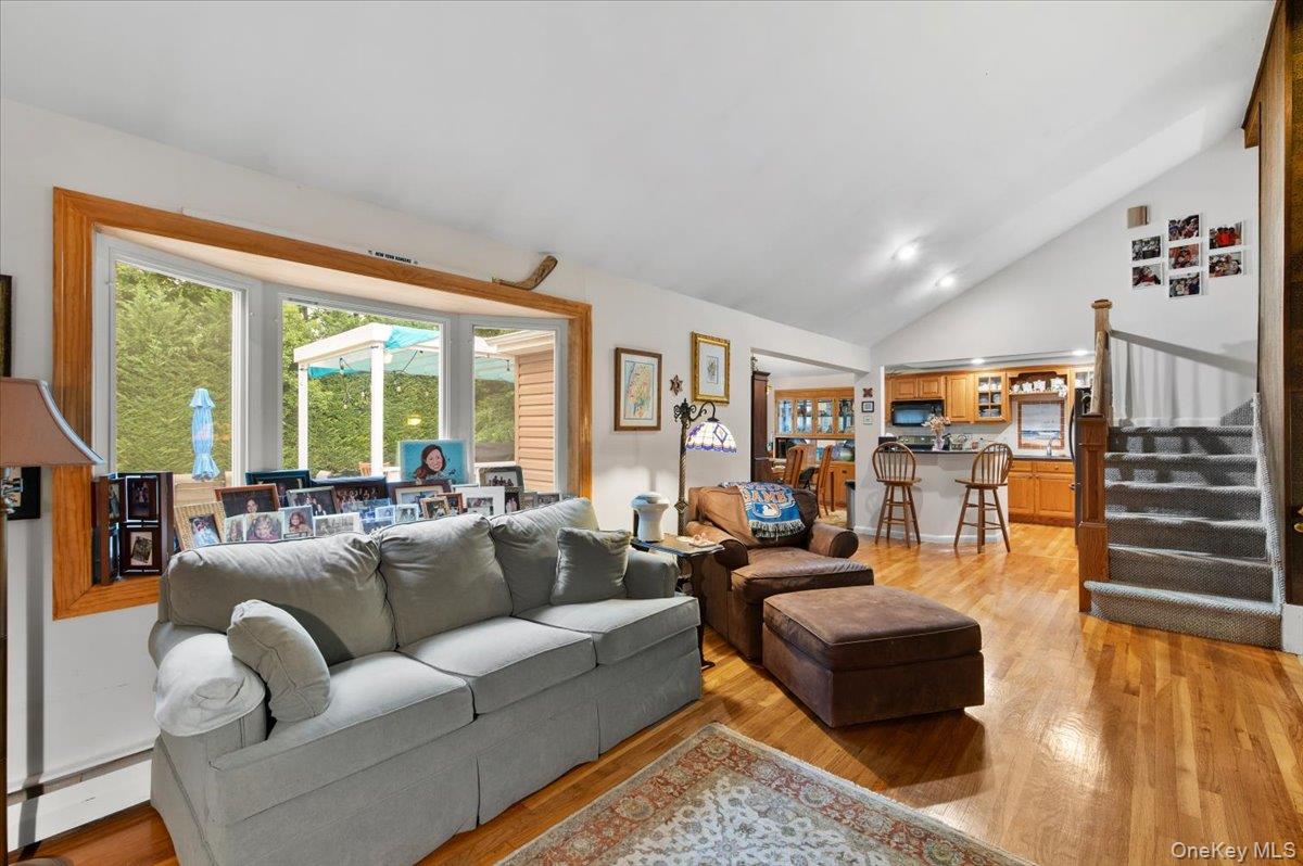9 Donald Drive Property Photo 5