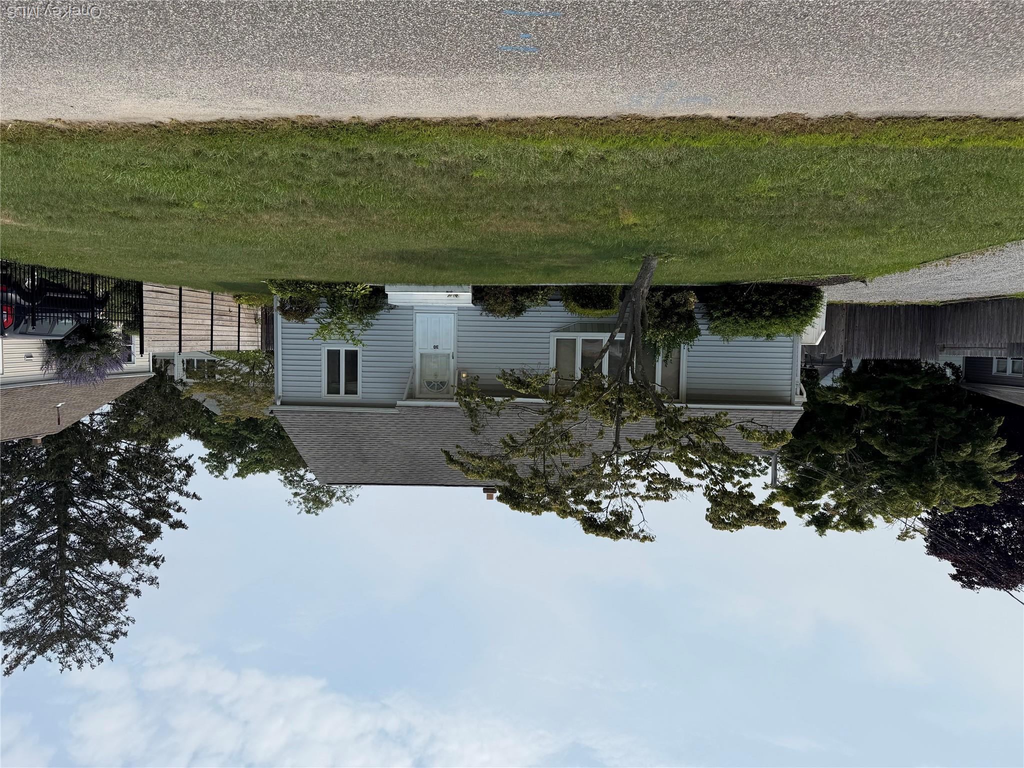 30 Bayview Avenue Property Photo 1