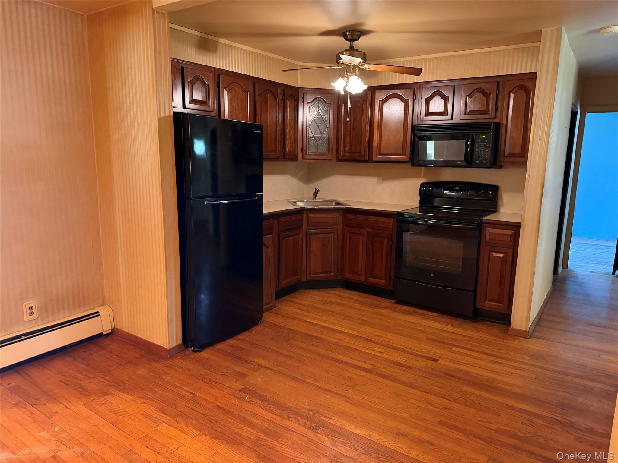 30 Bayview Avenue Property Photo 2
