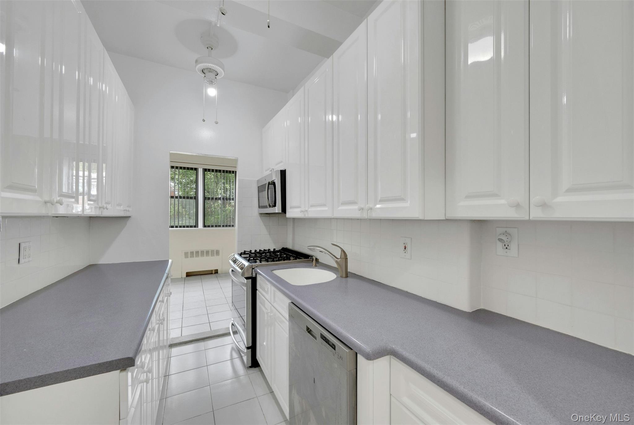 640 Pelham Road 1d Property Photo 14