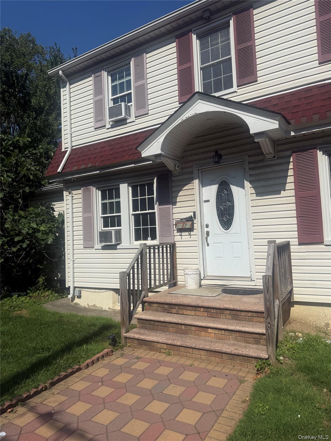 8474 Homelawn Street Property Photo 2