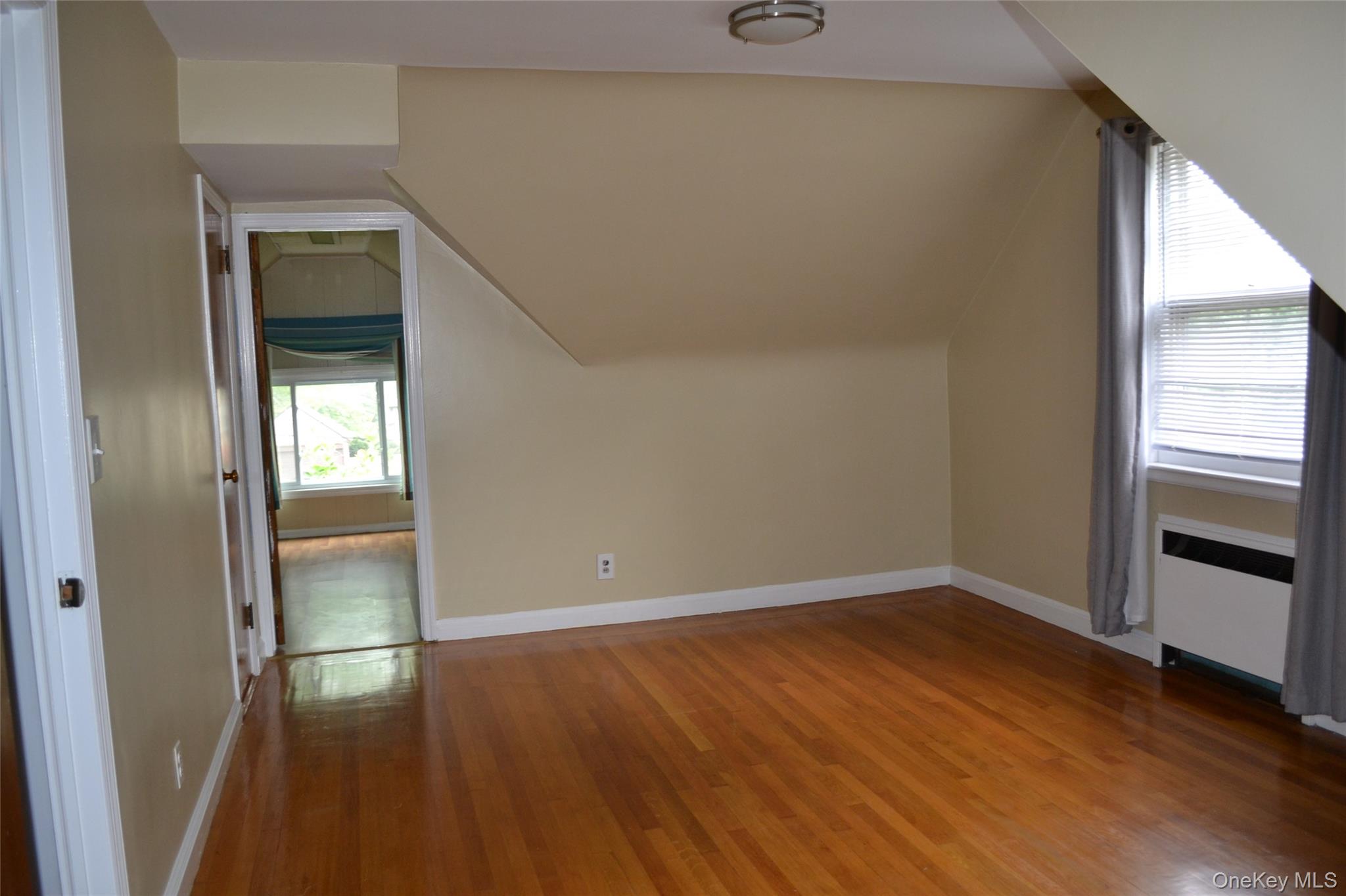 622 James Street Property Photo 18