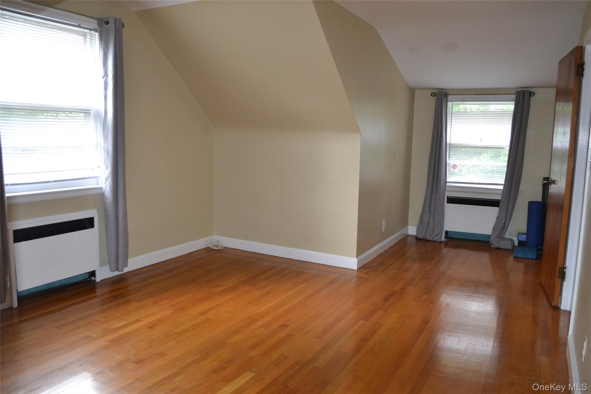 622 James Street Property Photo 19
