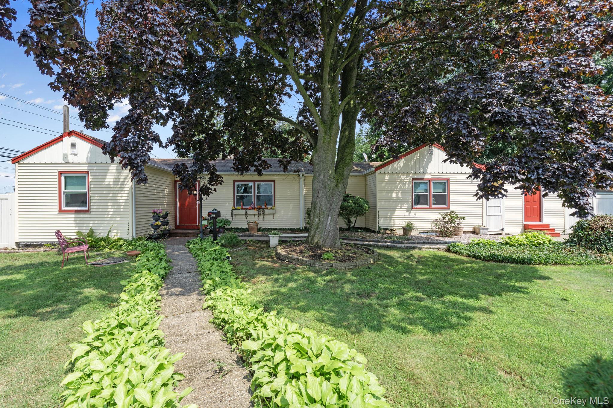 125 1st Street Property Photo 1